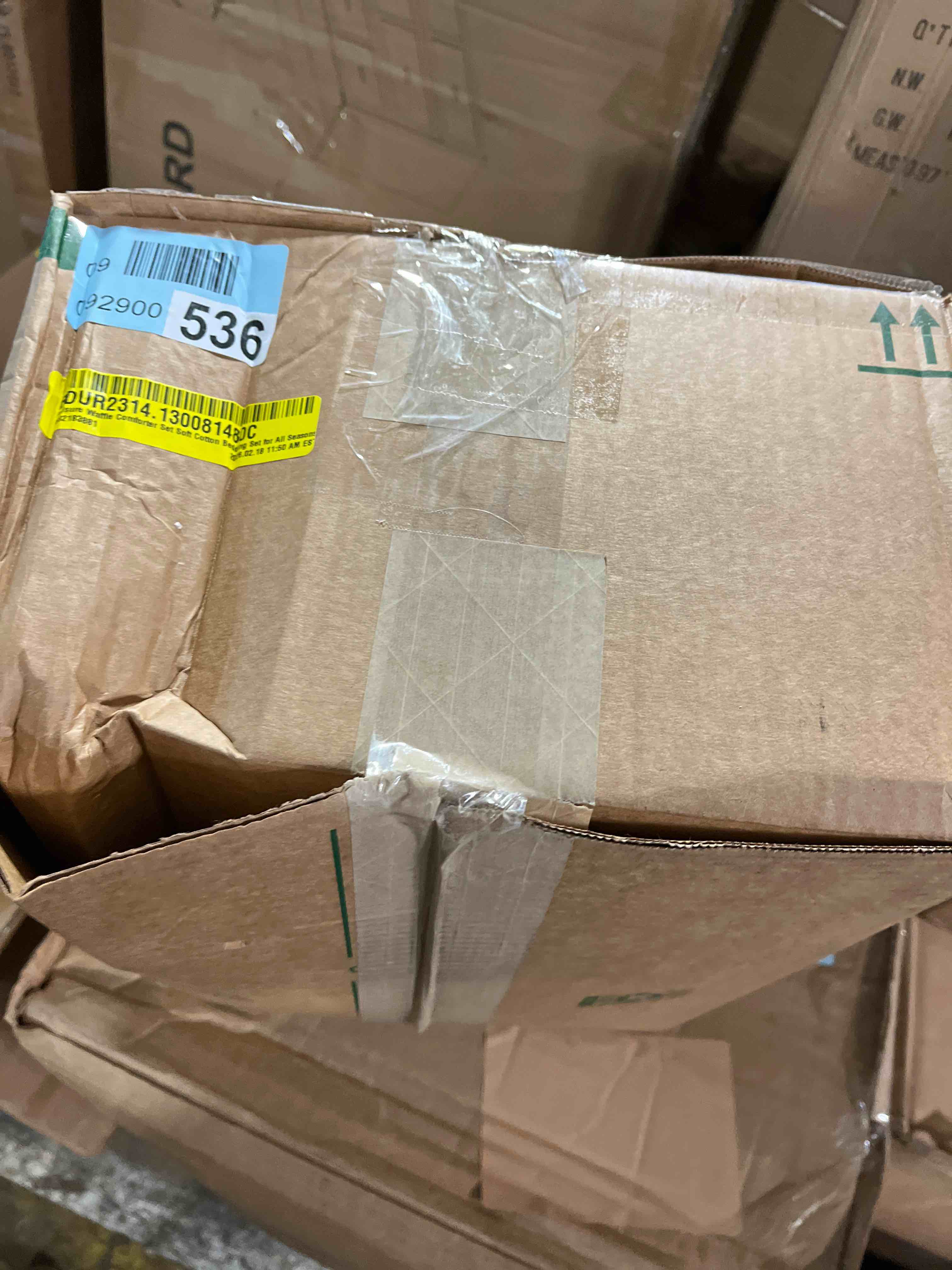 Condition photo showing New/Like New for Bedsure Waffle Comforter Set Soft Cotton Bedding Set for All Seasons