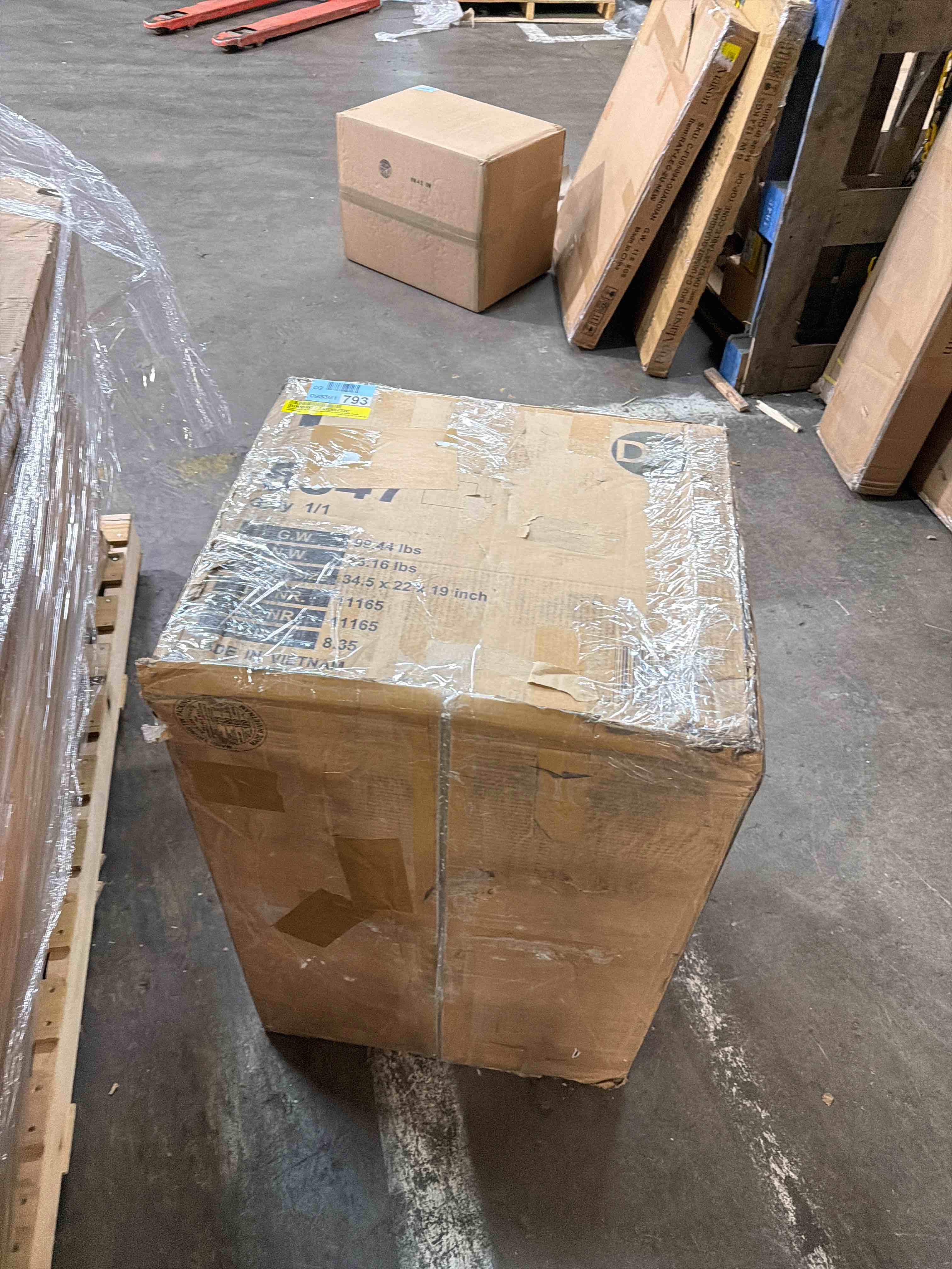 Condition photo showing New/Like New for Classic 30 Inch Bathroom Cabinet Ceramic Basin Vanity