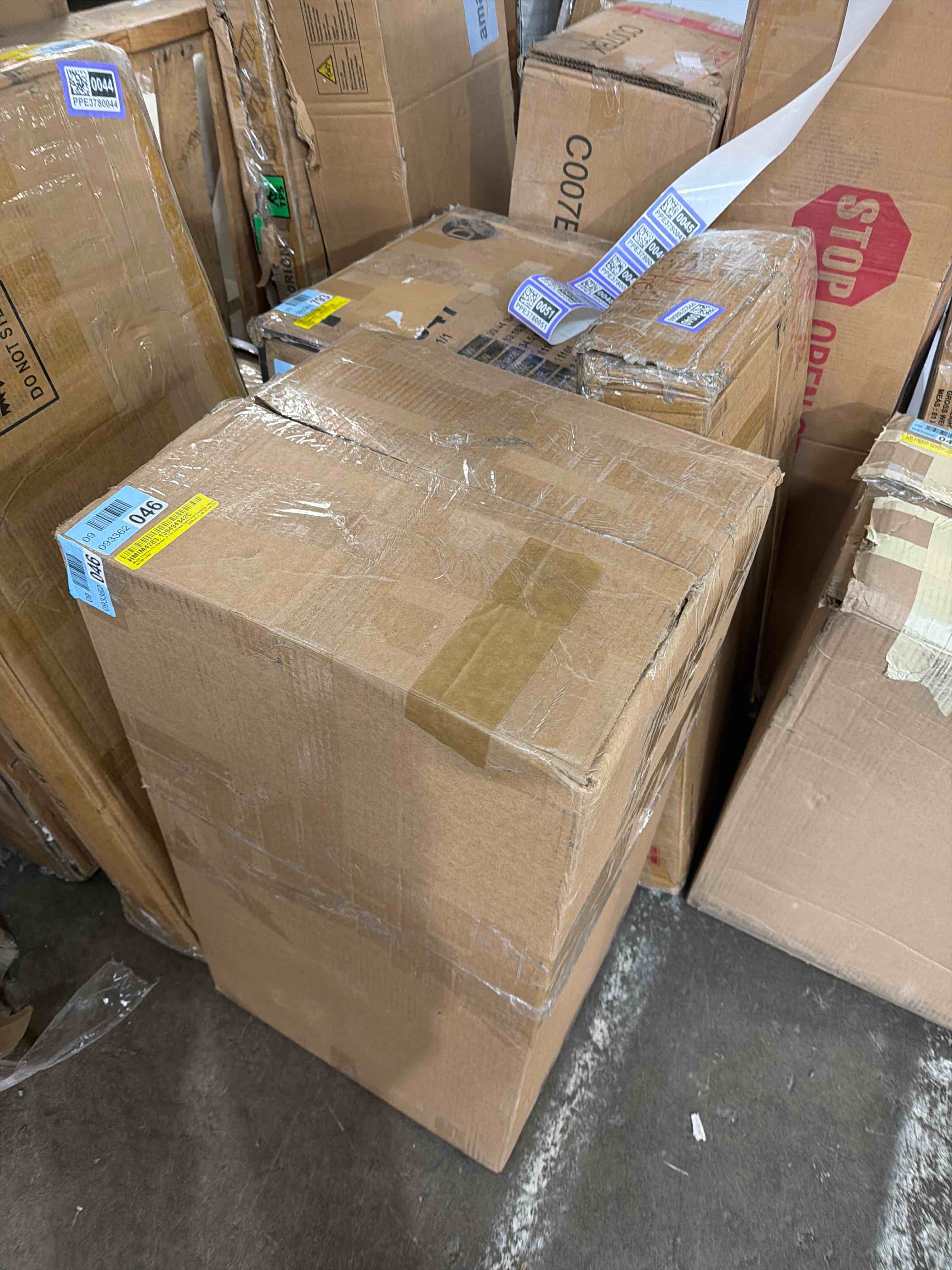 Condition photo showing New/Like New for Height-Adjustable Garage Wire Shelving Unit For Kitchen, Laundry Room, Pantry, Warehouse, Basement