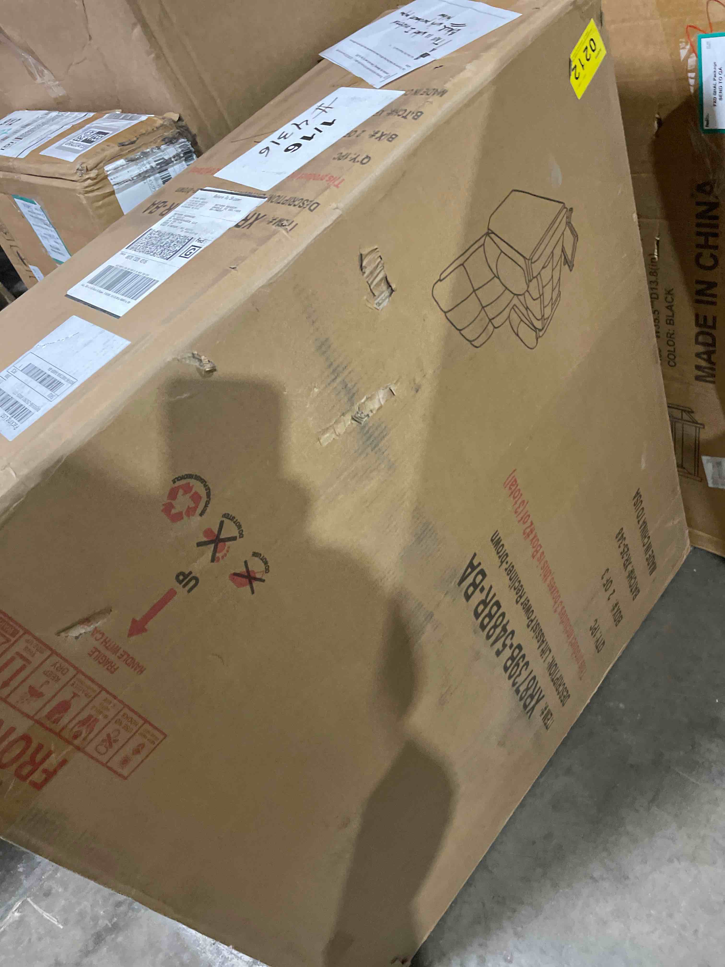 Condition photo showing New/Like New for Power Lift Recliner Chair for Elderly,Oversized Lift Chair Stand Assist with Massage and Heat,155°Adjustable Lay Flat Lift Electric Recliner Chairs with 2 Cup Holders for Living Room,Brown(Box 2 of 3)