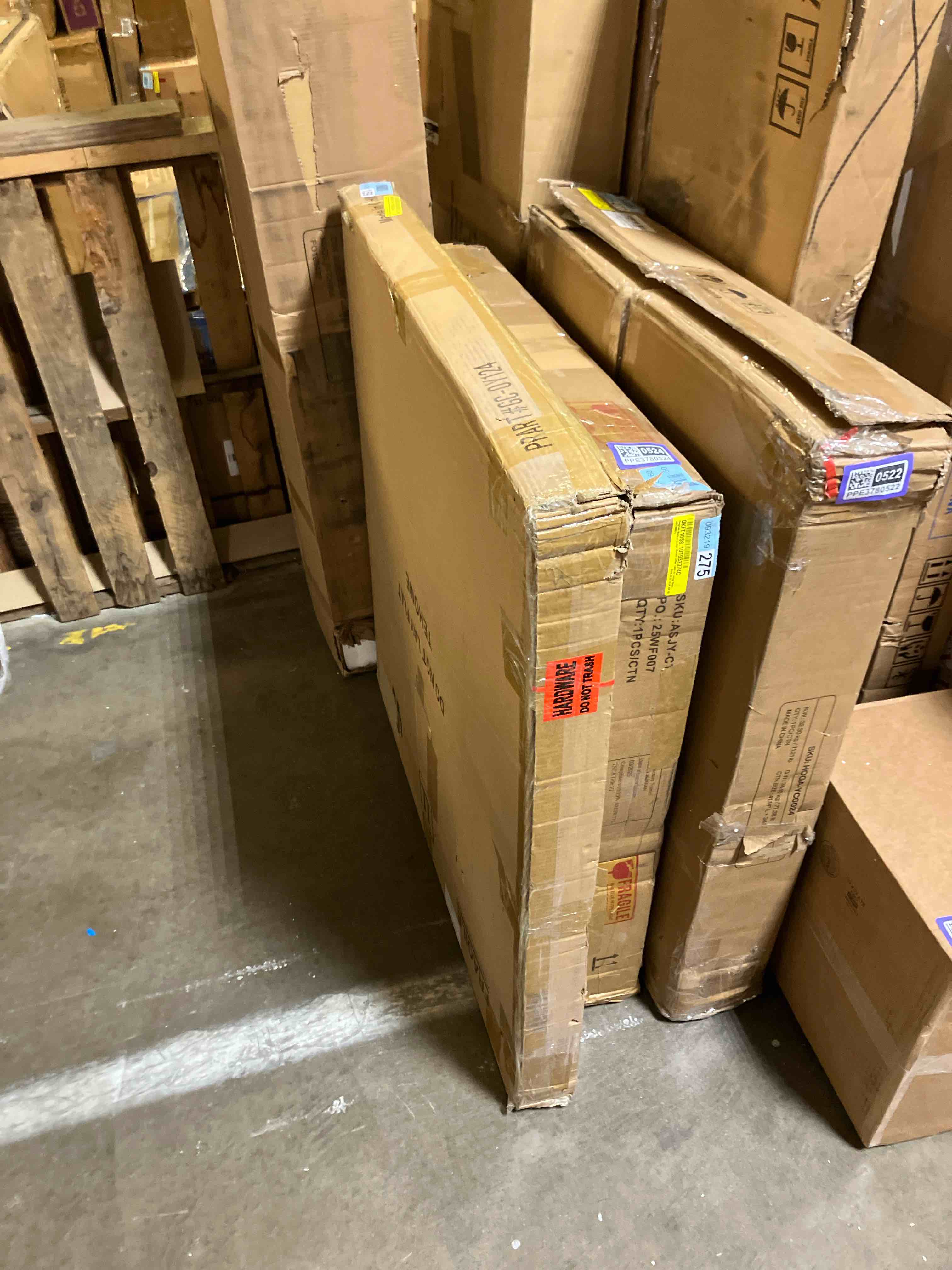 Condition photo showing New/Like New for 40“ x 40“ Reepham Modern Design Marble Coffee Table for Living Room