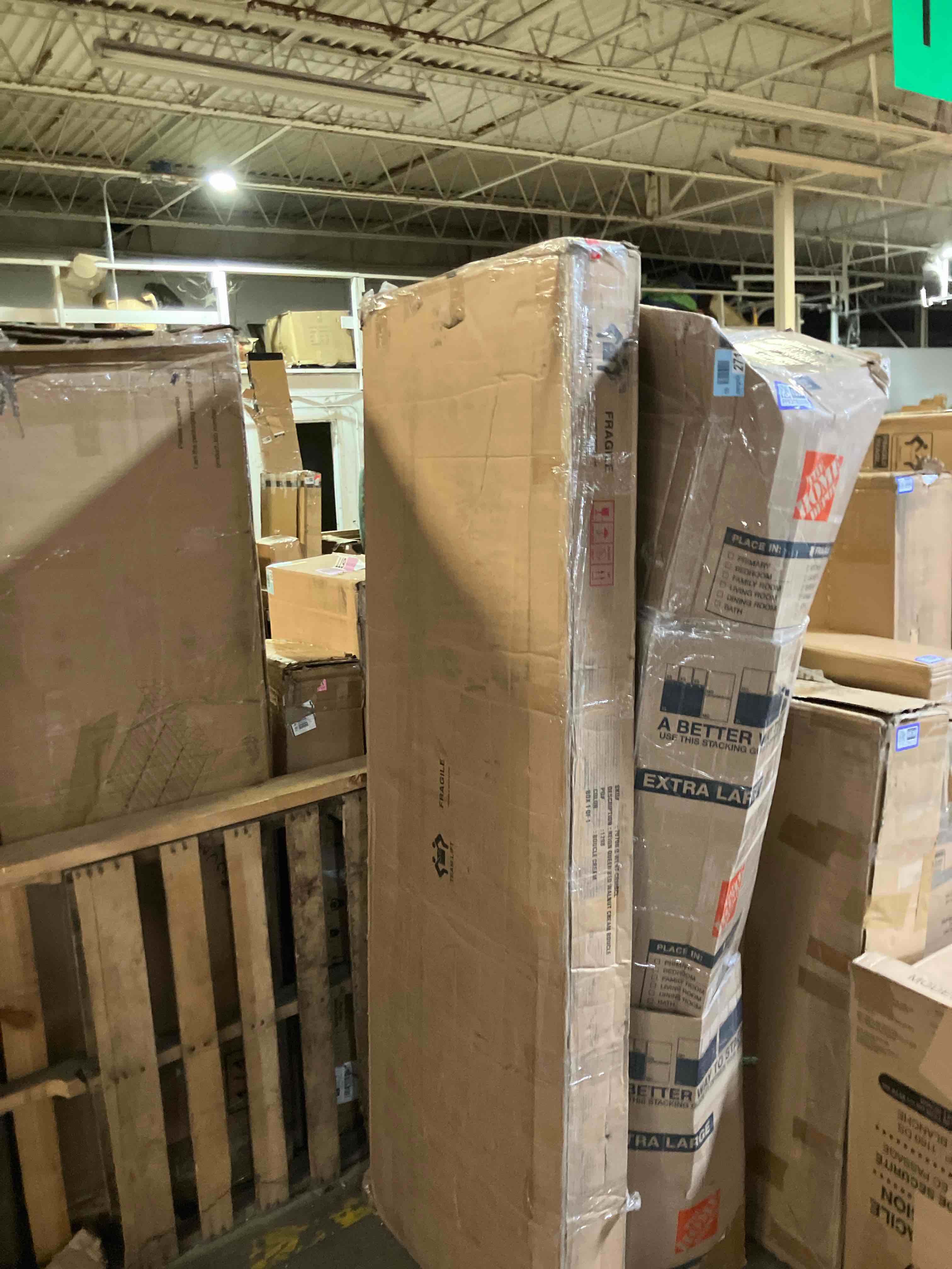 Condition photo showing New/Like New for Queen Besan Solid Wood Boucle Upholstered Headboard Bed Frame