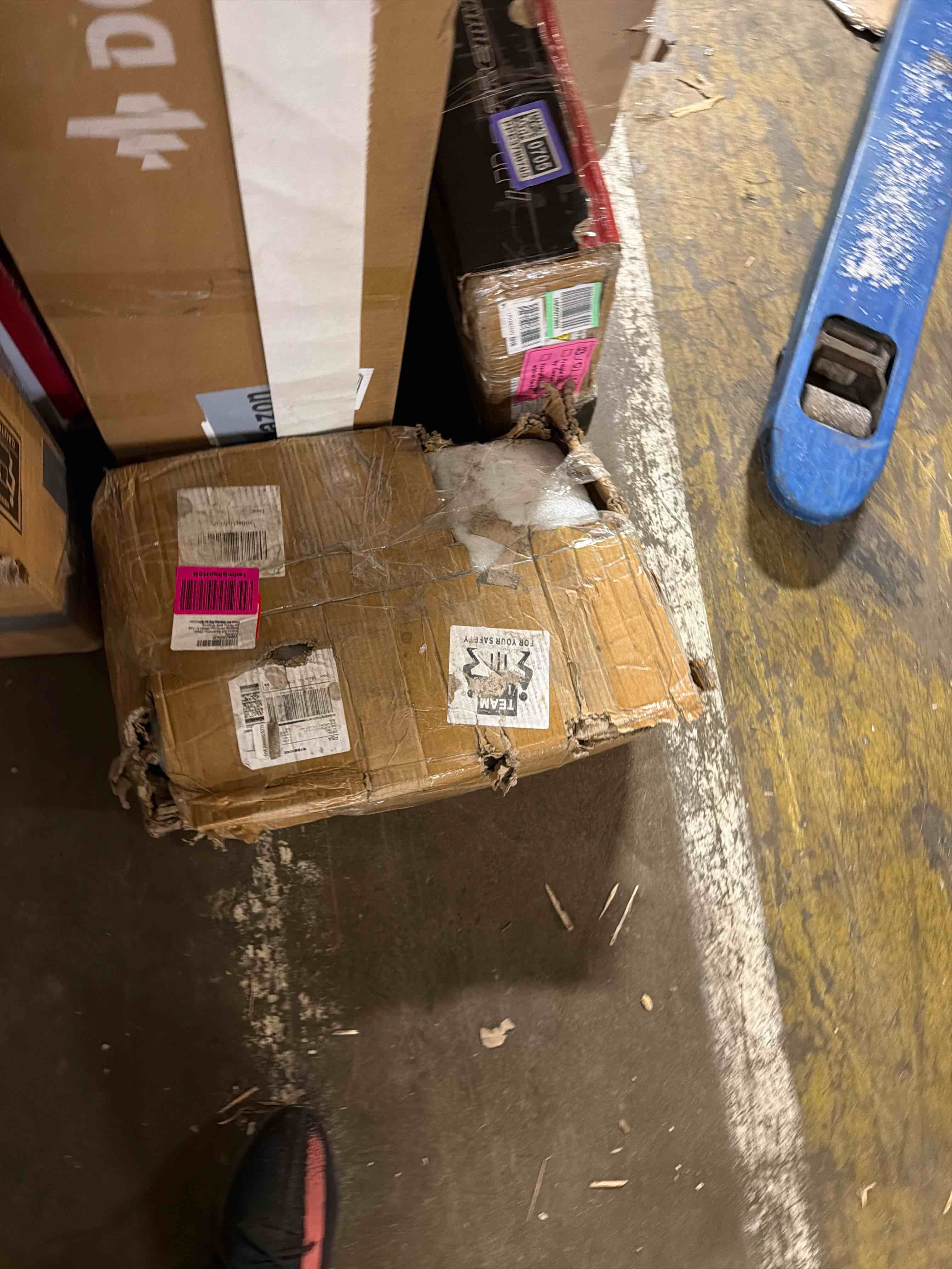 Condition photo showing New/Like New for 2 Pack Shipping Container Wheels 6-Lug Wheels Kit, Shipping Container Accessories, Heavy-Duty Shipping Container Axles with Heavy Duty Ratchet Tie Down-Moves 20ft - 40ft, Shipping Container