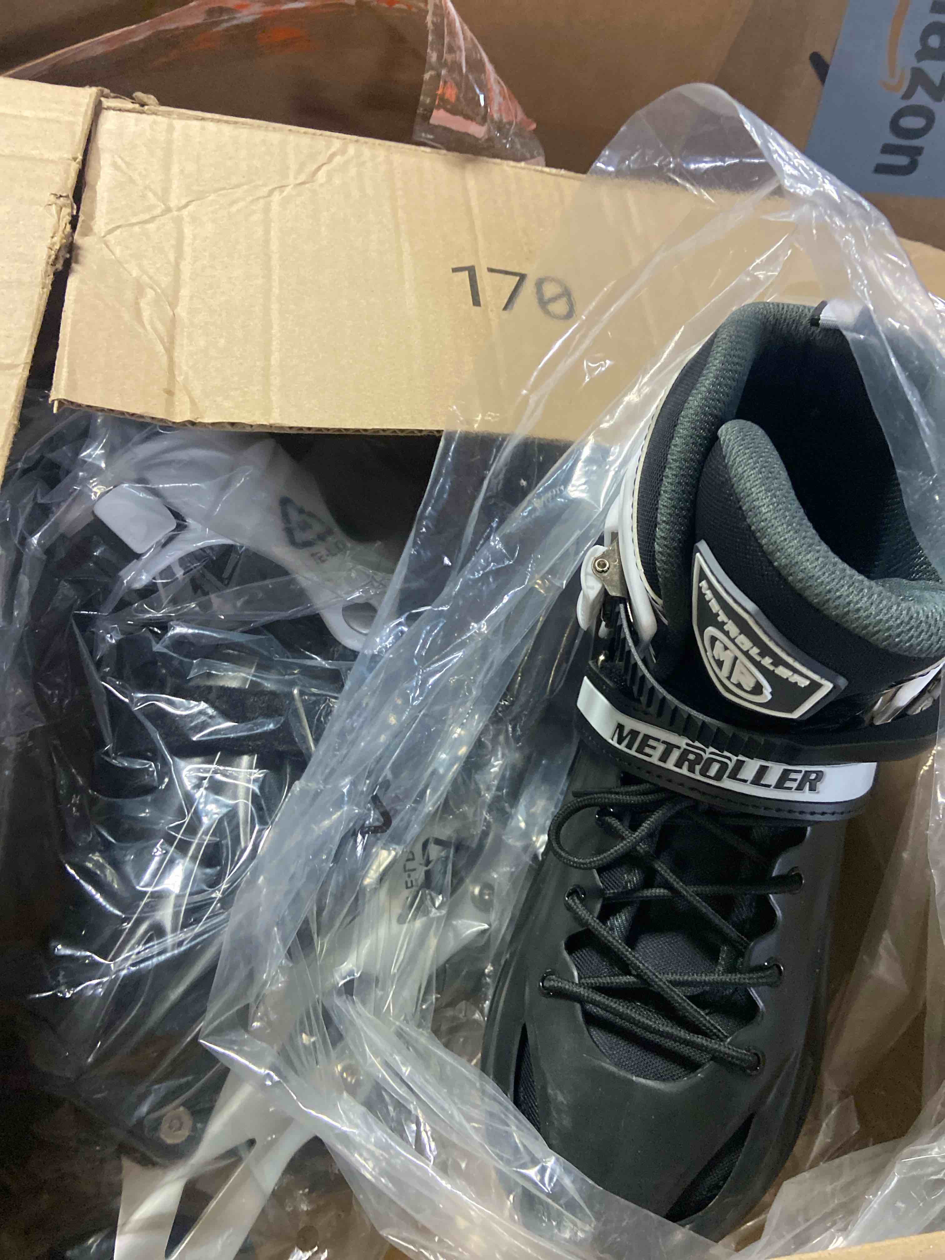 Condition photo showing New/Like New for METROLLER Women Inline Skates Men Skates for Adult Female Male Adjustable Inline Skates for Teens Boys X-Large - Adult (9-12Women/8-11Men) White