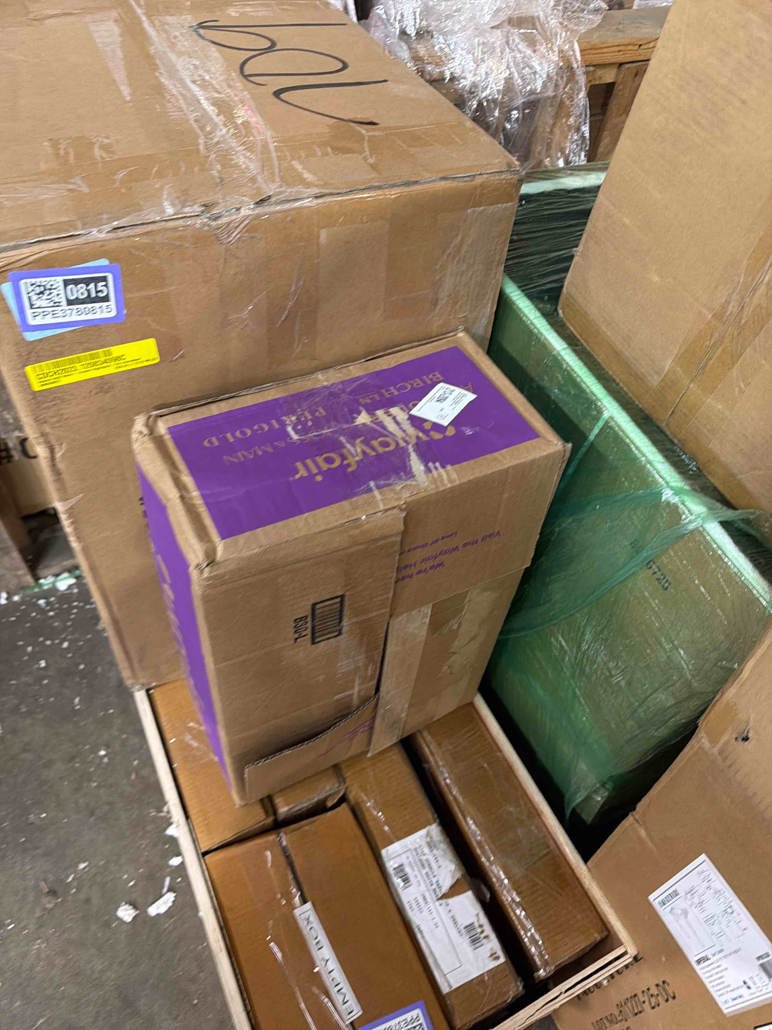 Condition photo showing New/Like New for Runner Rug with Non Slip Rubber Backing, Washable Soft Floor Carpet for Kitchen, Hallway, Entryway Indoor, Bedroom, Laundry, Low Pile Area Rugs, Geometric Floral, Yellow Pattern, 2' * 6'