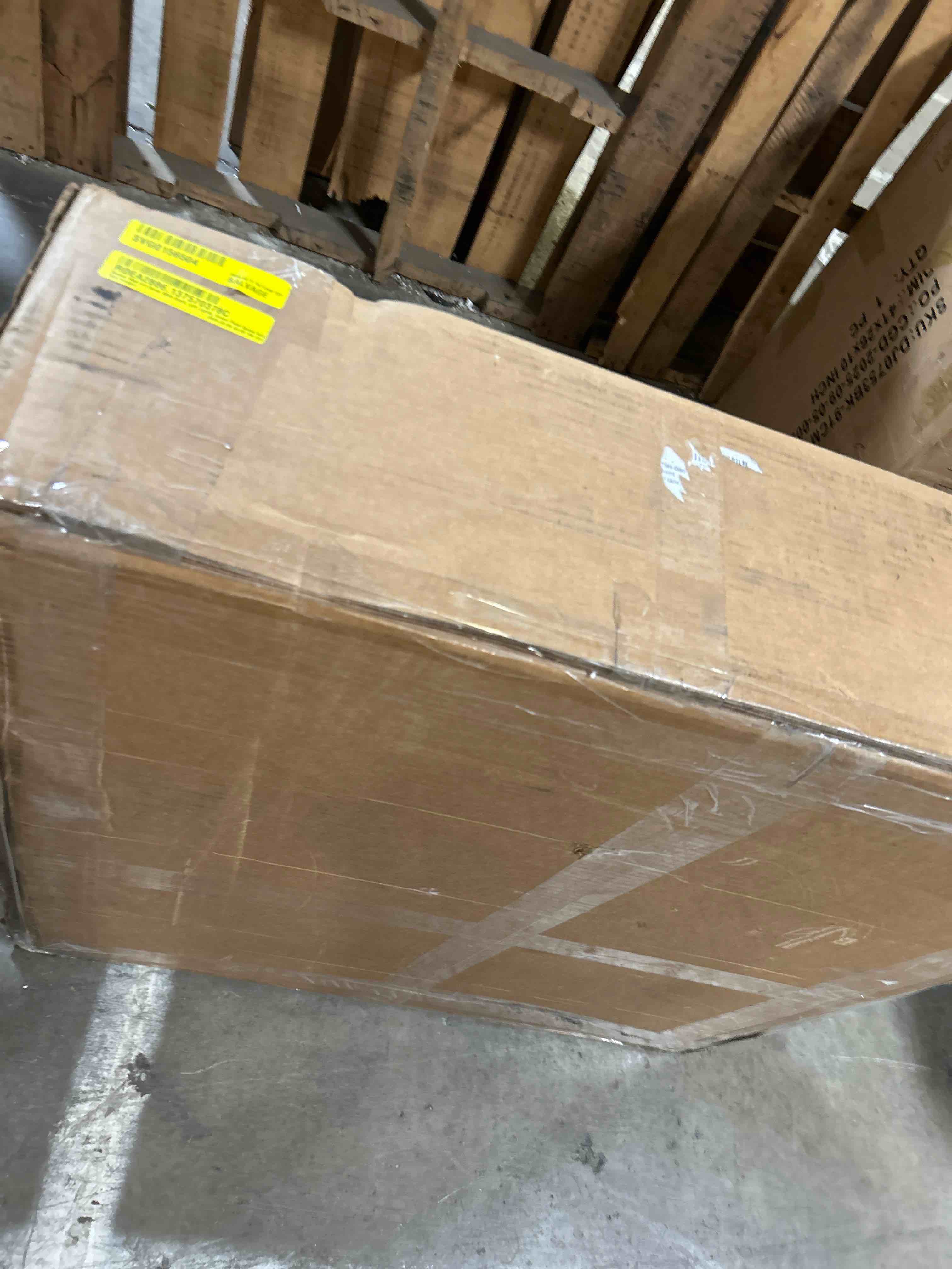 Condition photo showing New/Like New for Round Wall Art Decor With Shelf, LED Lights, Green Plant Space 