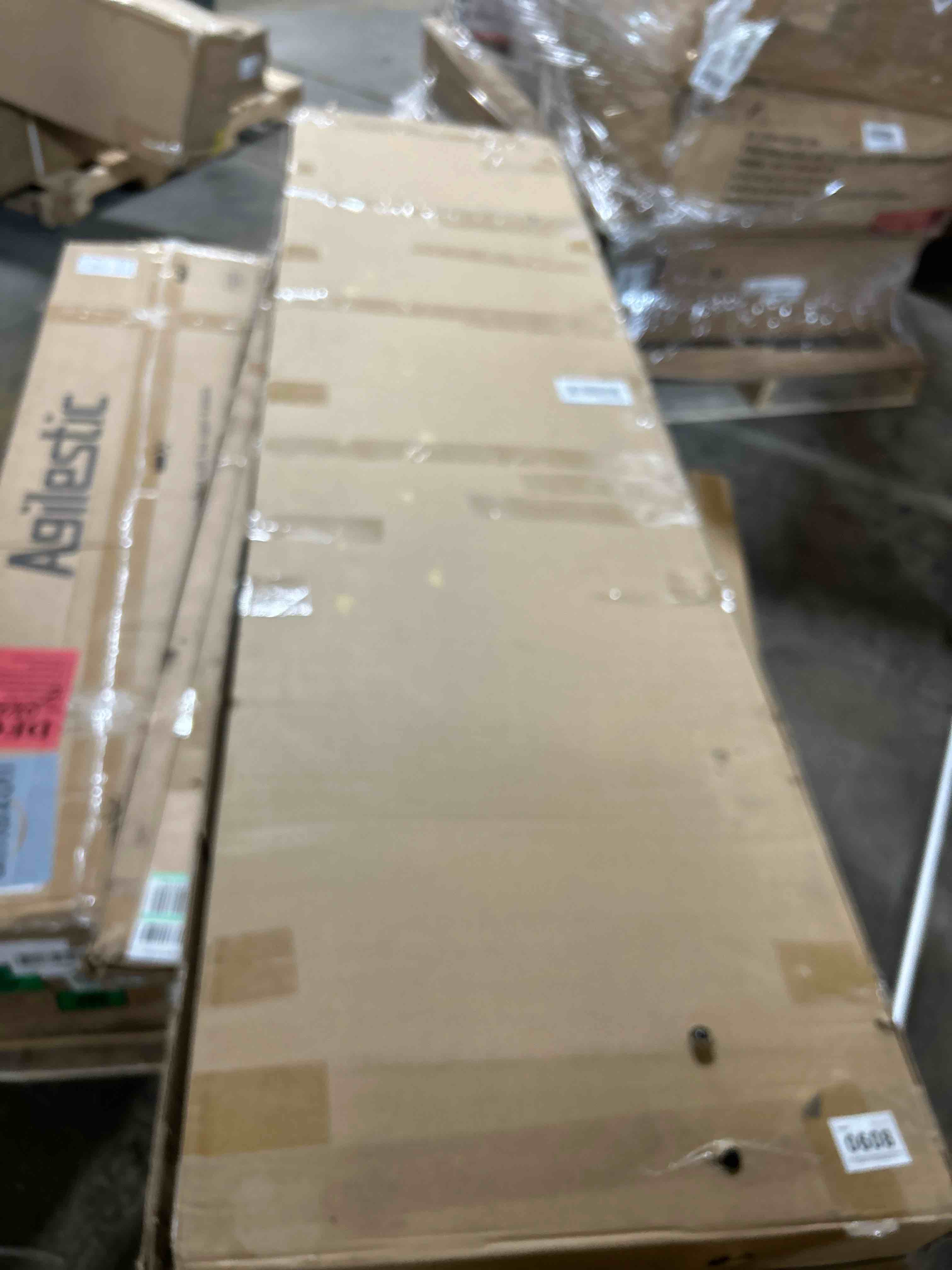 Condition photo showing Good Condition for JUBEST 36 in. x 84 in. Bi-fold Door, 1 Panel Primed Bi-Fold Sliding Barn Door Hollow Core Interior Folding Doors with Hardware Kit 36" x 84" White