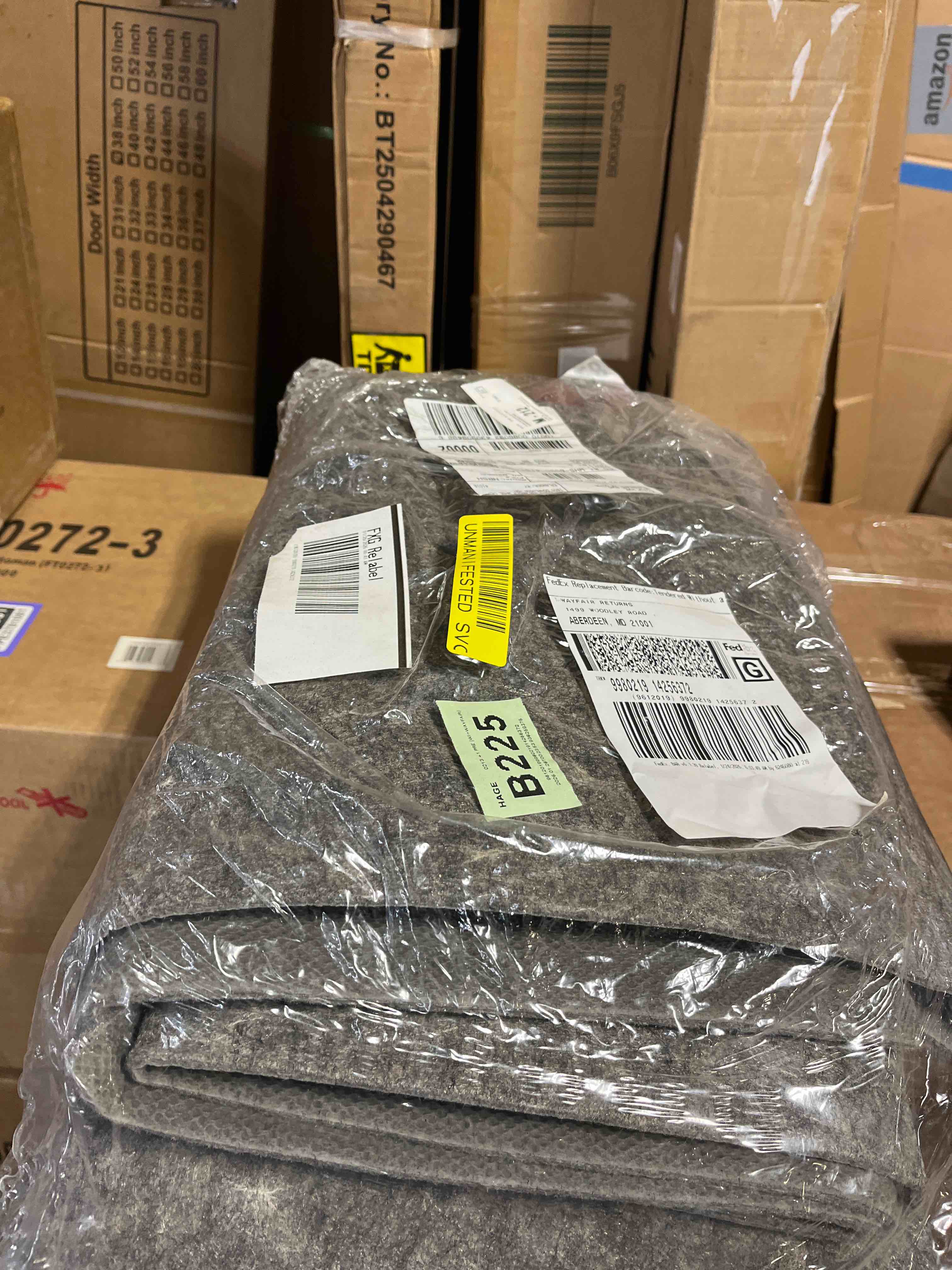 Condition photo showing New/Like New for Mohawk Home 8' x 10' 1/4 Rug Pad 100% Felt Protective Cushion, Premium Comfort Underfoot – Safe for All Floors, Grey 1/4 Inch Ultra Premium All Surface 8' x 10' (Rectangular)