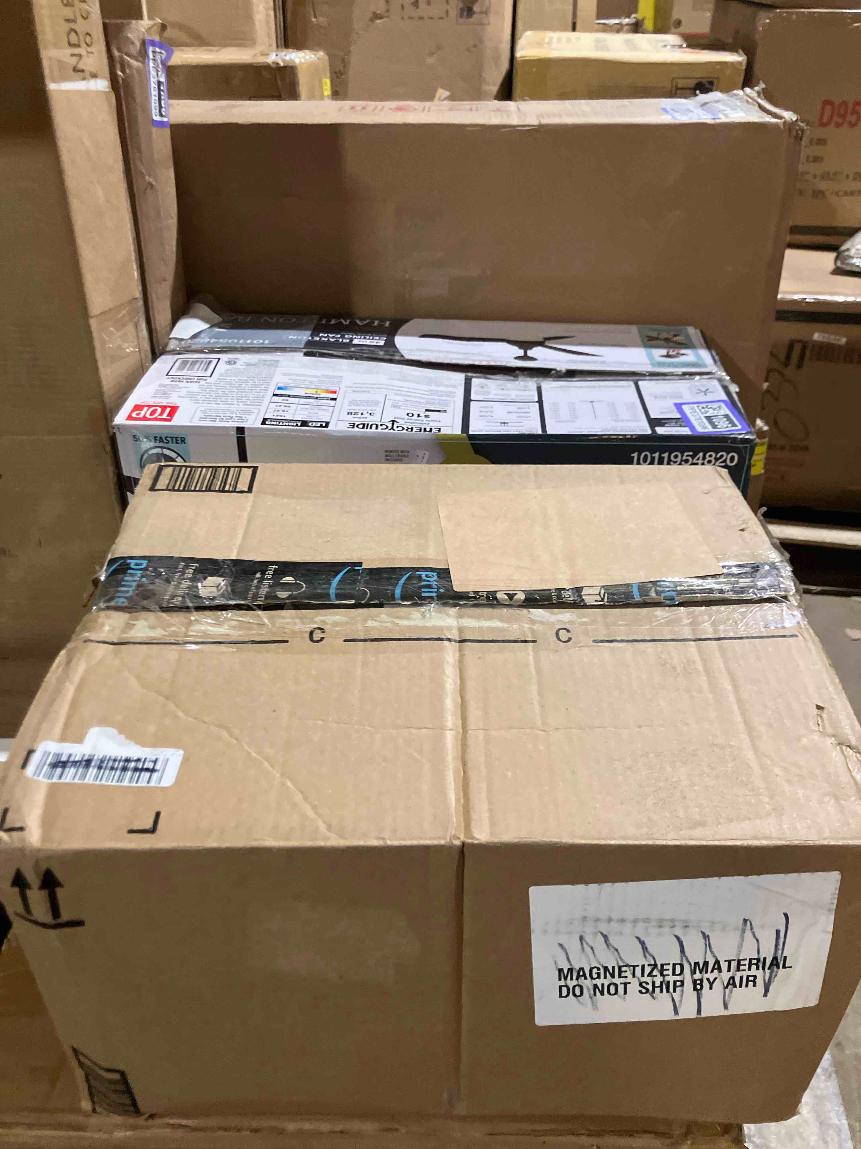 Condition photo showing New/Like New for Hyacinth Ceramic Desk Lamp Lamp