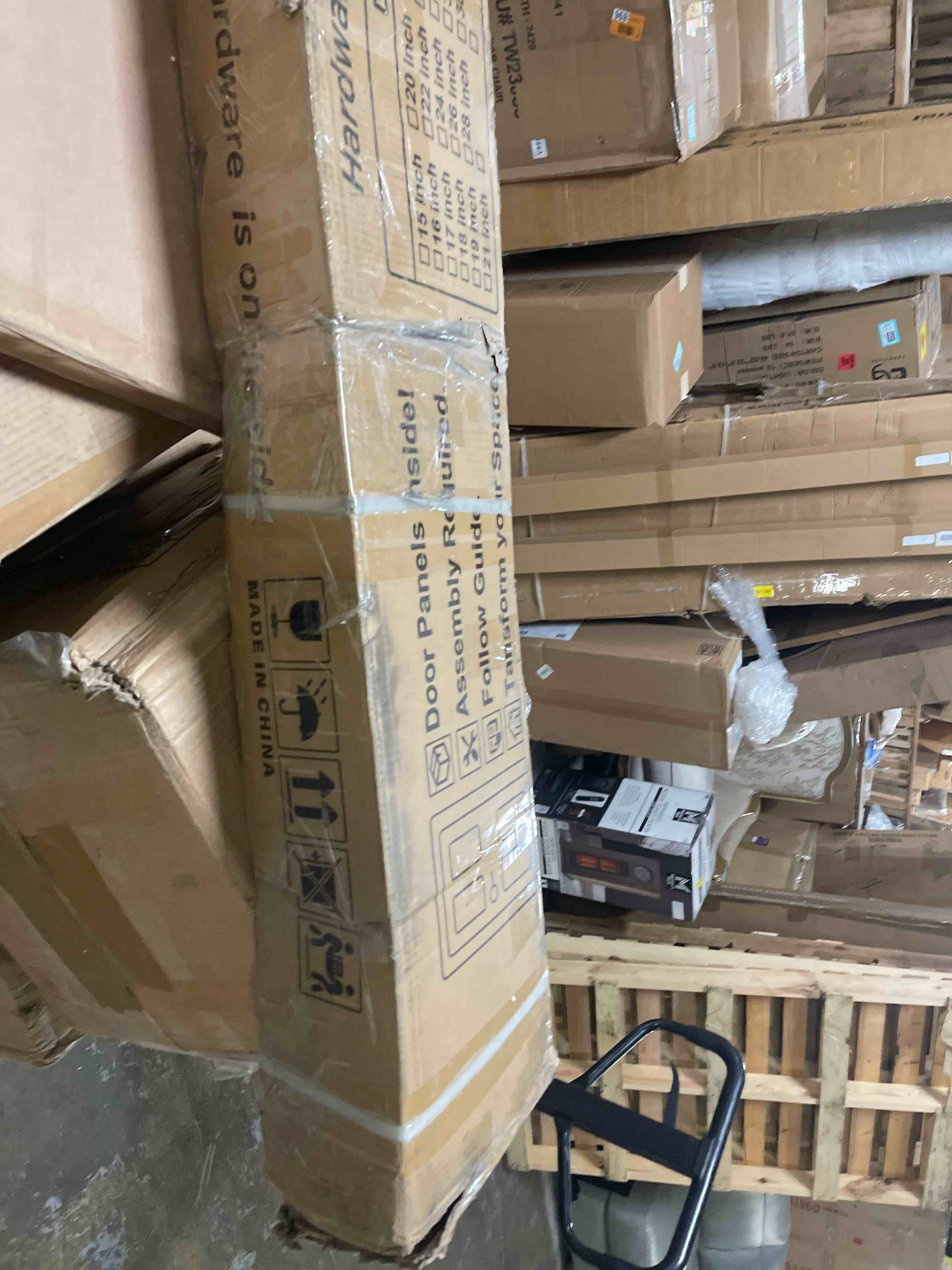 Condition photo showing New/Like New for Masonite 30-in x 80-in (primed) 6-panel Textured Hollow core Primed Molded composite Traditional