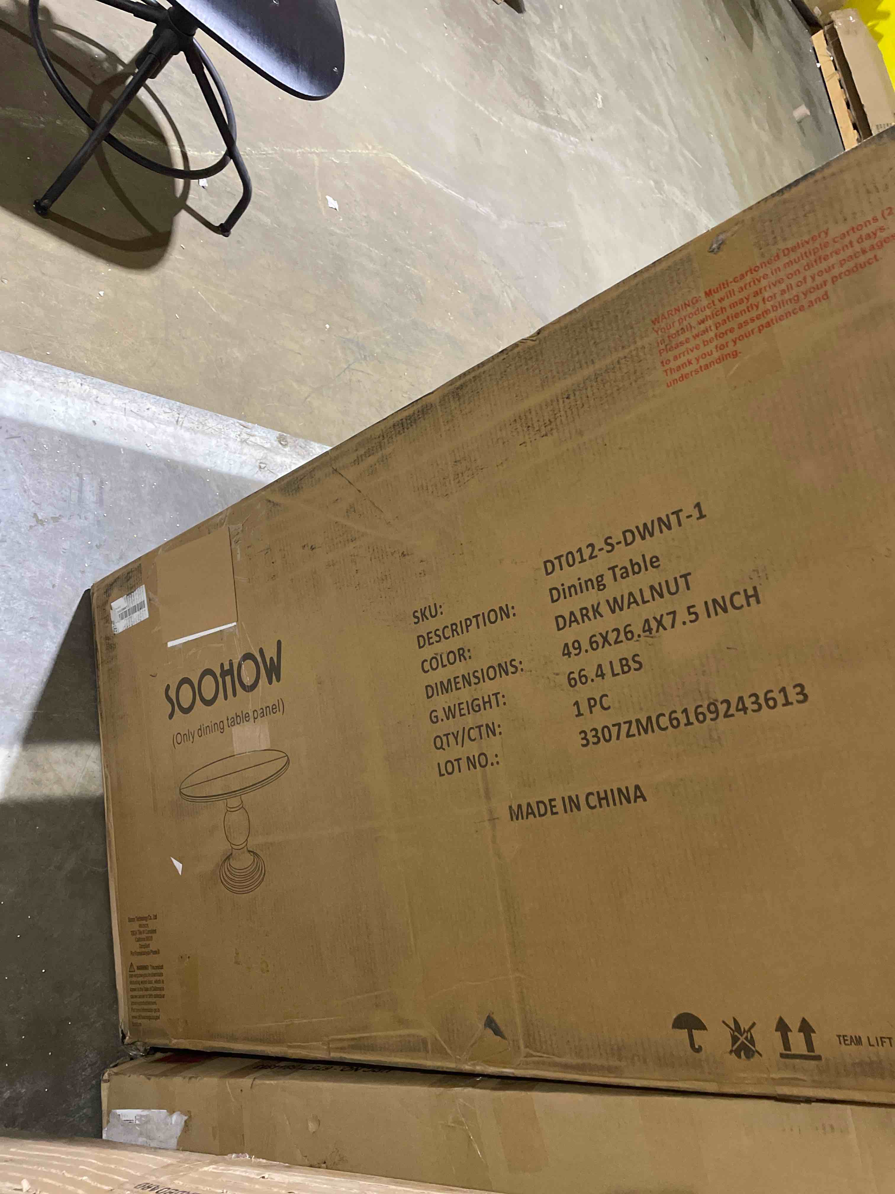 Condition photo showing Good Condition for Soohow 47.2" Wood Round Dining Table, Kitchen Table for 4-6 People with Pedestal Base, Ideal for Kitchen and Dining Room 2 boxes complete