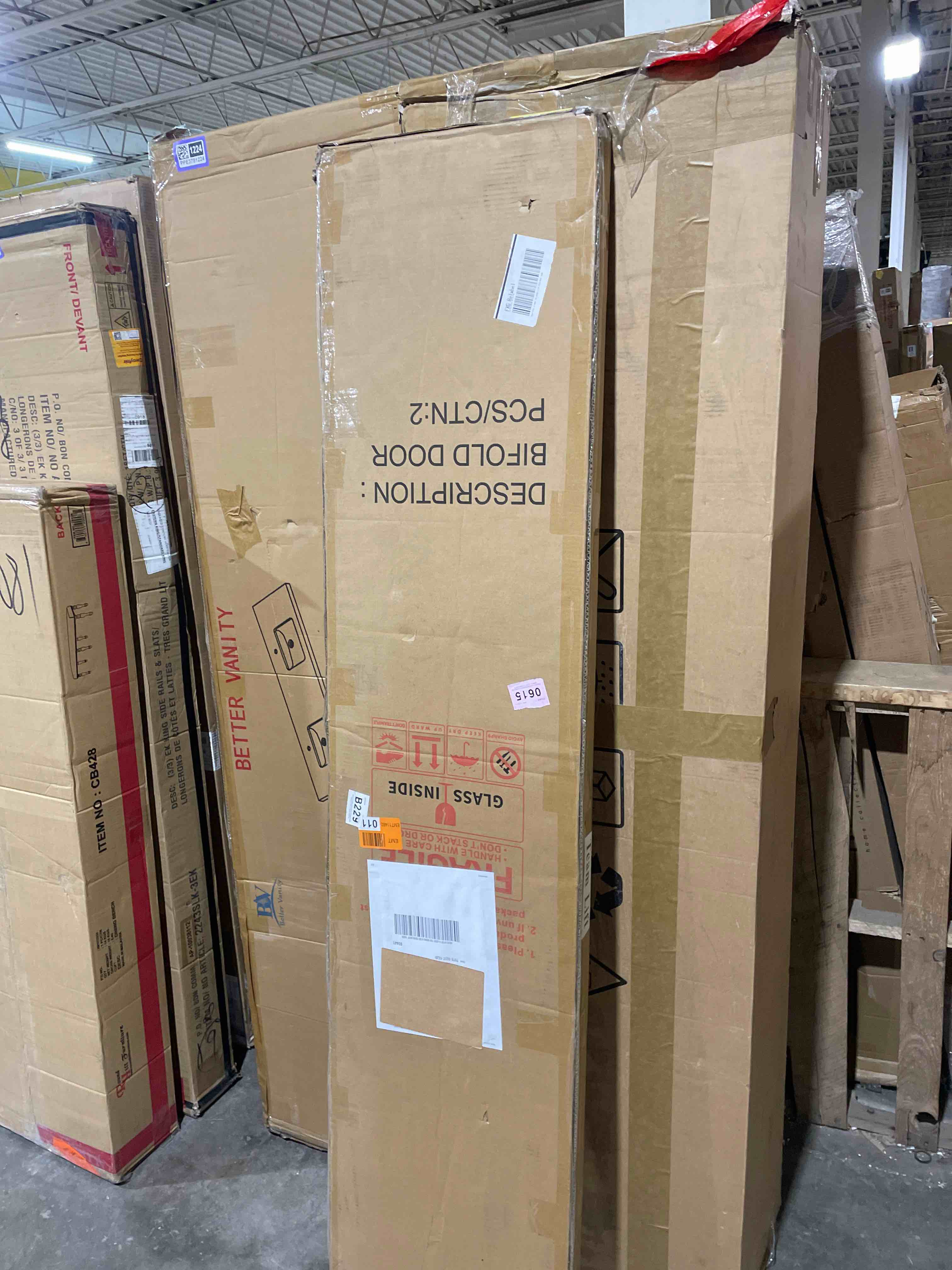 Condition photo showing New/Like New for Bi-Fold Doors, 3-lite Panel Closet