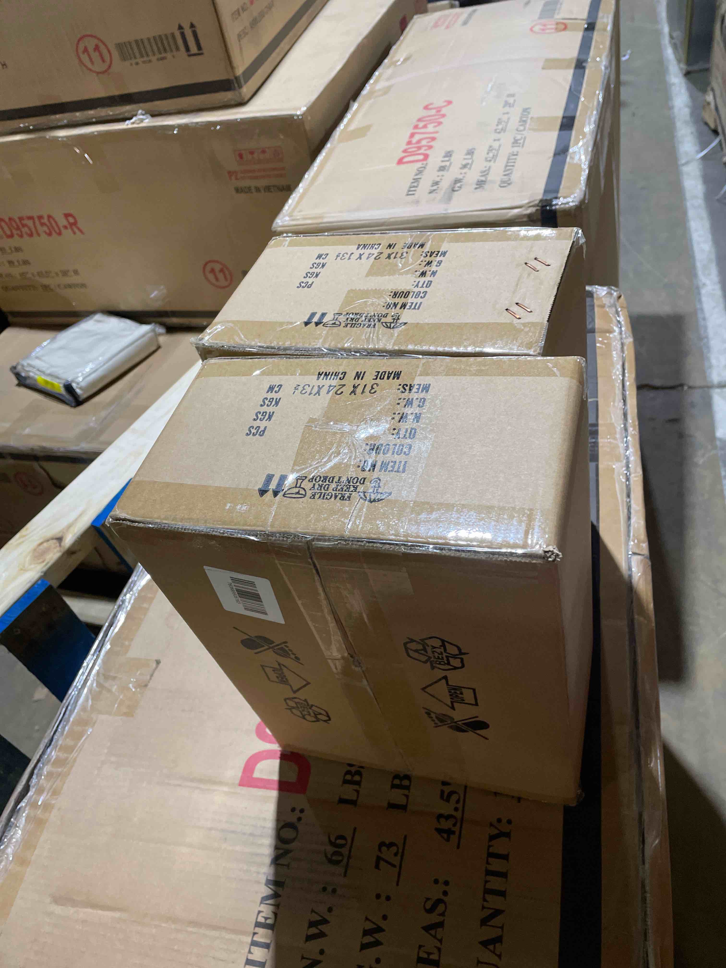 Condition photo showing New/Like New for Wrought Studio Modern Plug in Cord Rotate Reading Wall Lamp with Switch ( Set of 2)