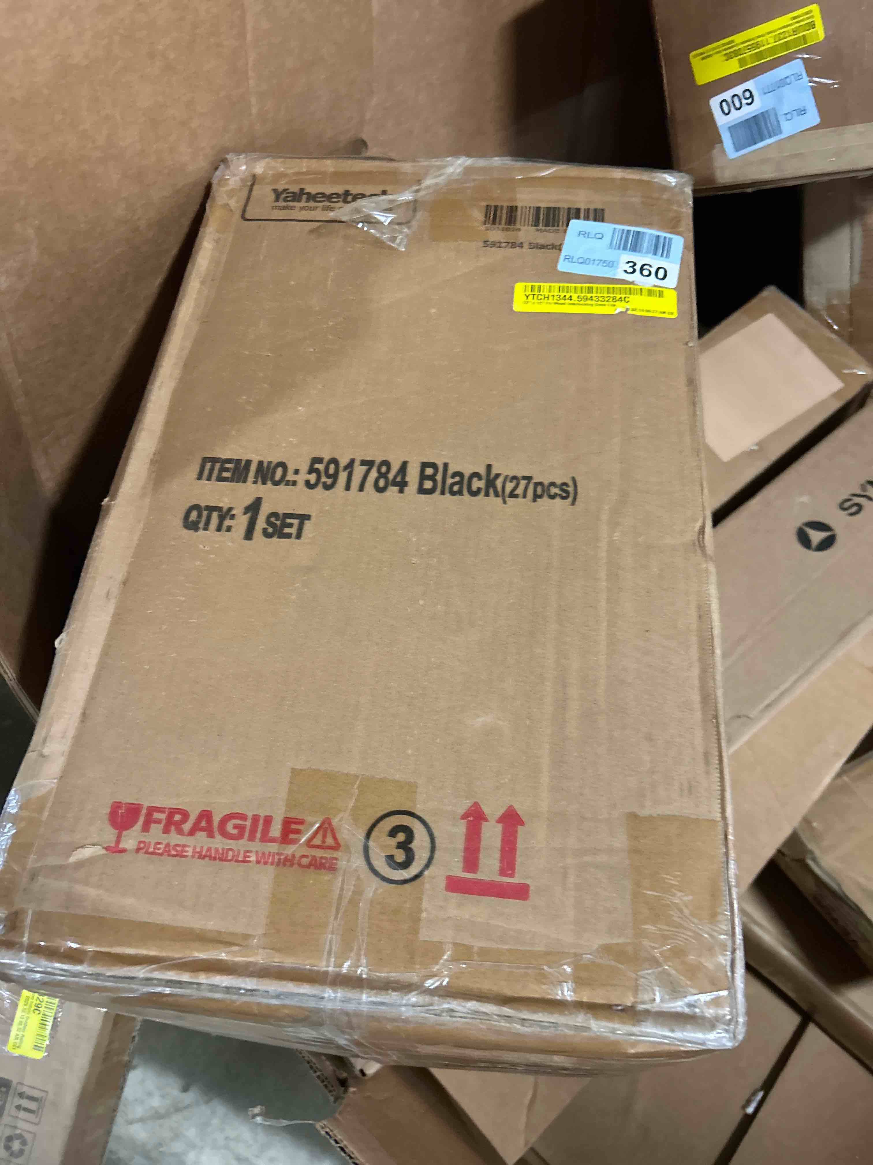 Condition photo showing New/Like New for 12 by 12 Yaheetech Patio Deck Tiles 27pcs