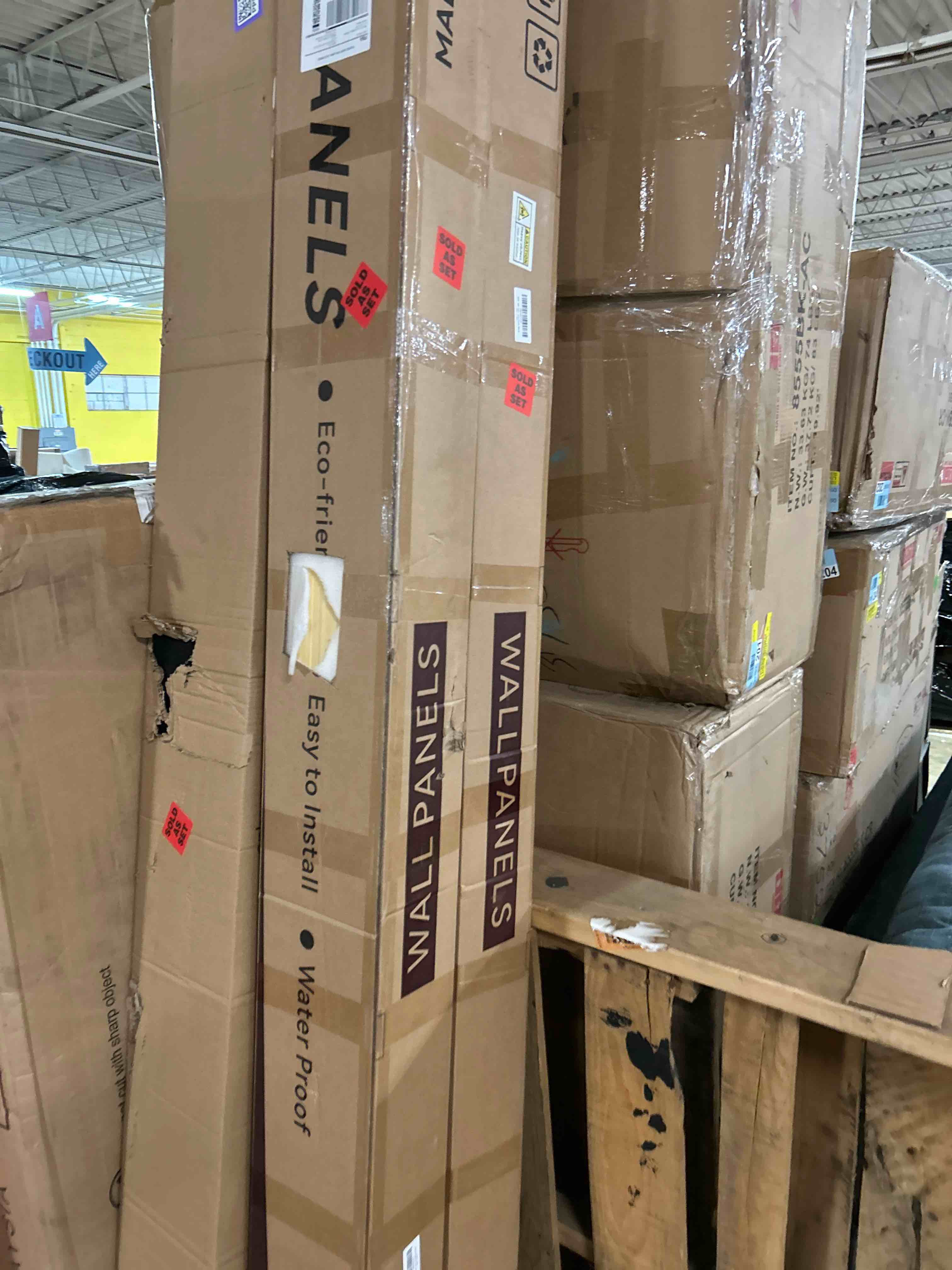 Condition photo showing New/Like New for WPC Wall Panels, 8-Pack 94.5 × 6 Inch 3D Wall Panels for Interior Wall Décor, Modern Accent Wall Panels for Office Spaces, Living Room, TV Background (Oak)