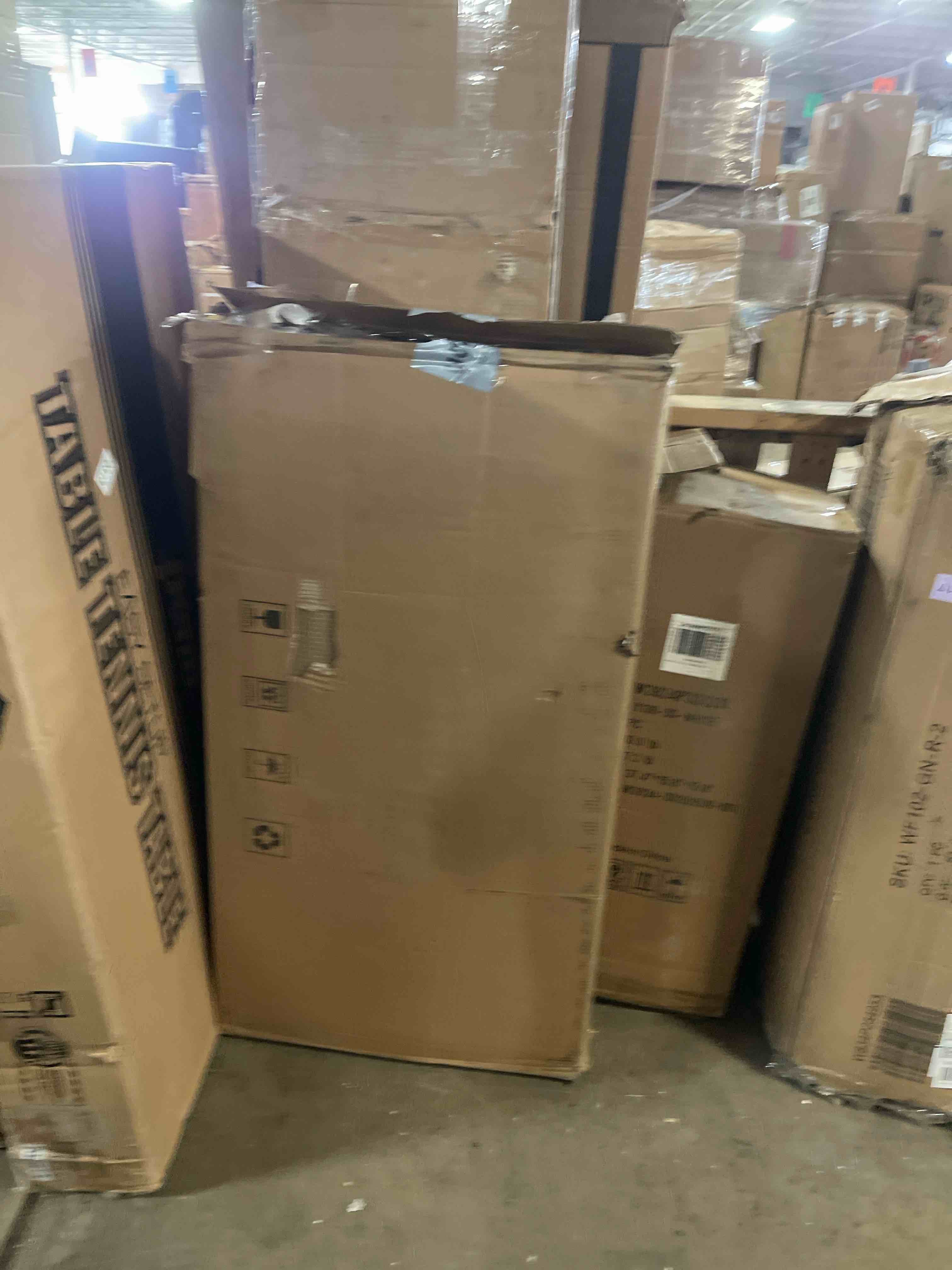 Condition photo showing New/Like New for ChooChoo Oxford Coffee Table with Thicker Legs, Espresso Wood Coffee Table with Storage for Living Room 40 inches Espresso 40 Inches