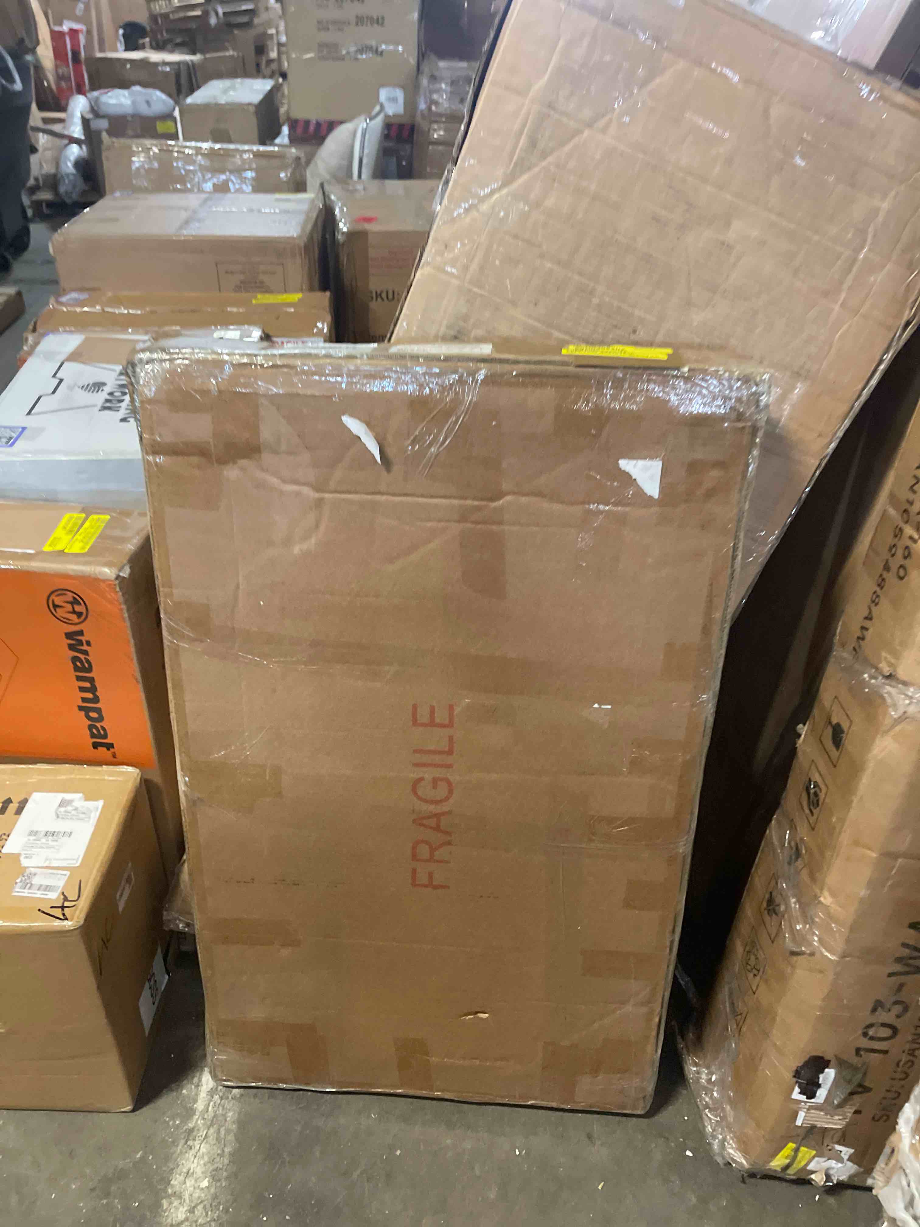 Condition photo showing As Is for Wolcott Areza Luxury White High Gloss Extendable Dining Table - 6 to 8 Seat Dining Table