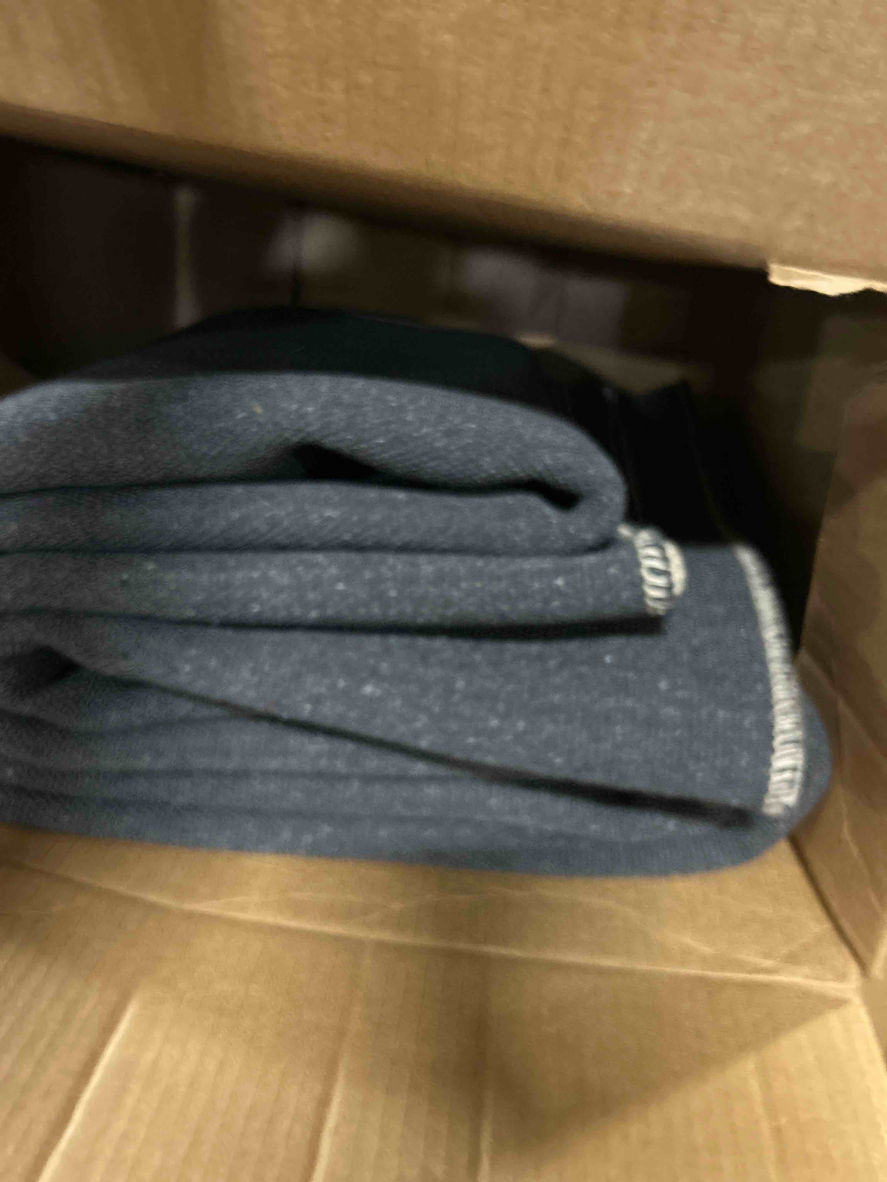 Condition photo showing Good Condition for Washable Area Rug 8'x10' Retro Boho Design Non-Shedding Non-Slip Easy Care Ideal for High Traffic Areas in Living Room Bedroom Office Coffee Table Kitchen Large Carpet