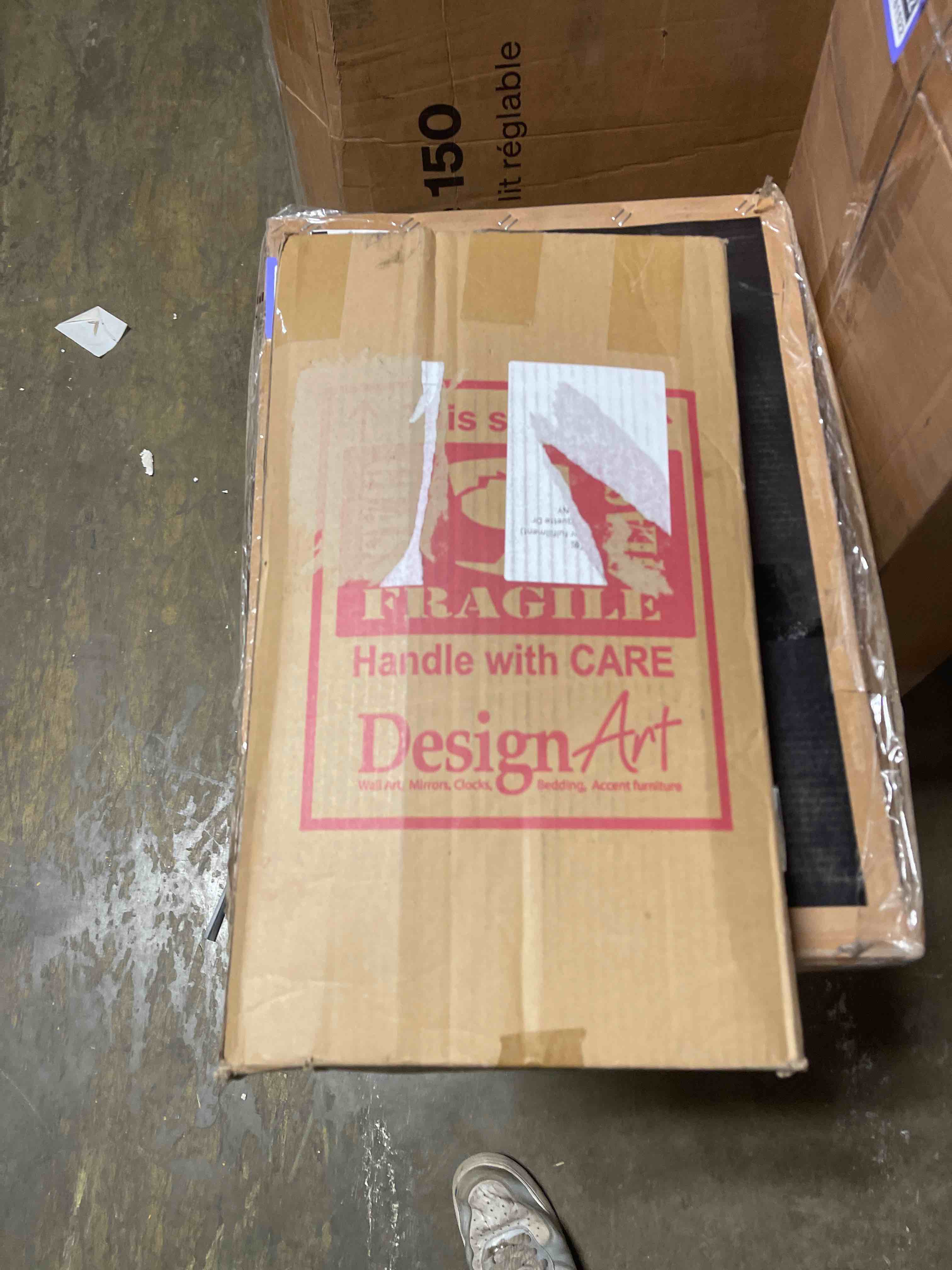 Condition photo showing New/Like New for Seaside Reflections Tropical Pattern I Bedding