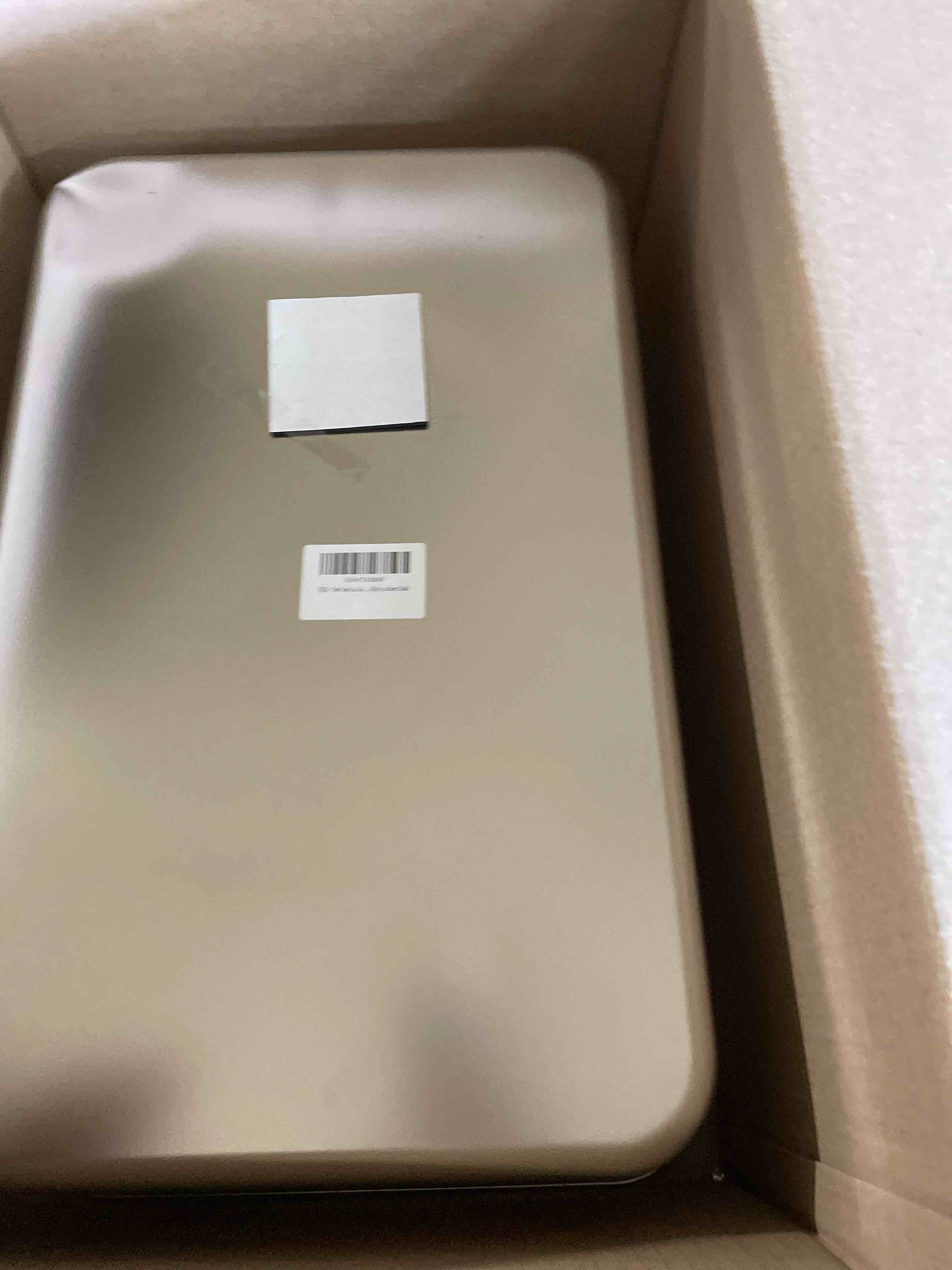 Condition photo showing Good Condition for Stainless Steel Litter Box with High Sides,23.6" L X 15.7" W X 7.8" H,Extra Large Jumbo Cat Litter Box,XL Kitty Metal Liter Box for Indoor Big Cat,Non-sticky,Anti-Leakage(Entry on Short Side)