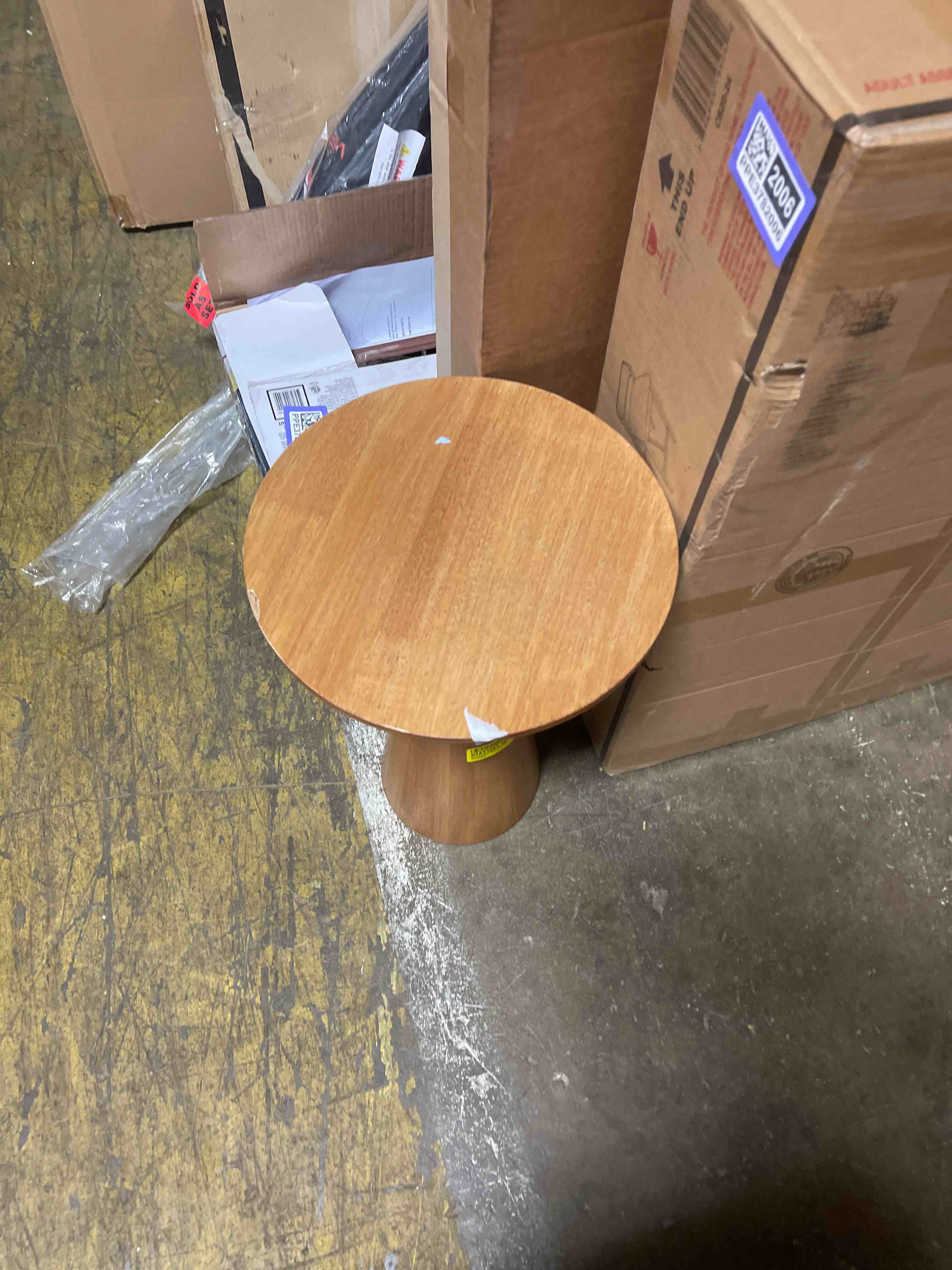 Condition photo showing New/Like New for Bozovich End Table