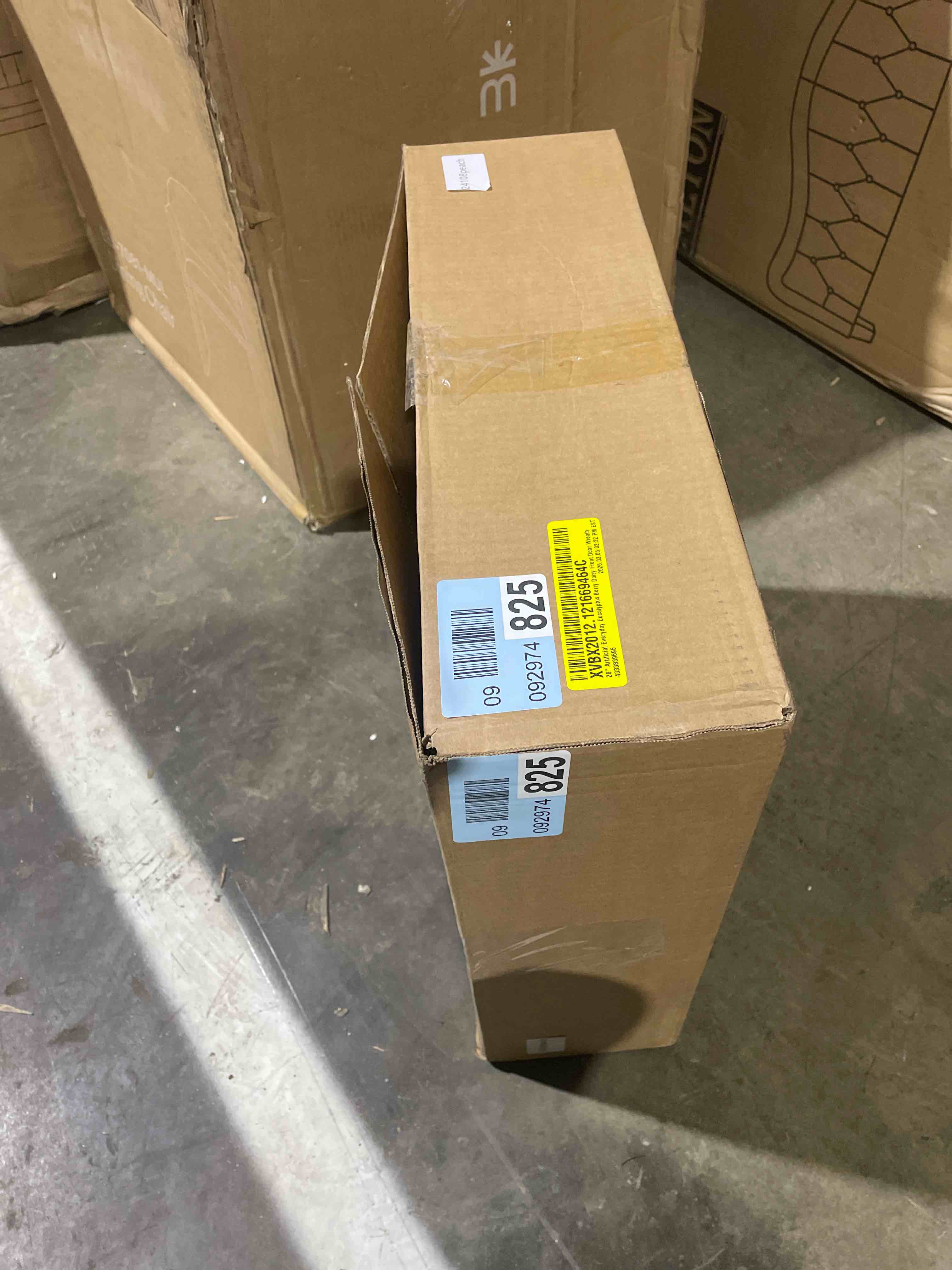 Condition photo showing New/Like New for 26" Artificial Everyday Eucalyptus Berry Daisy Front Door Wreath