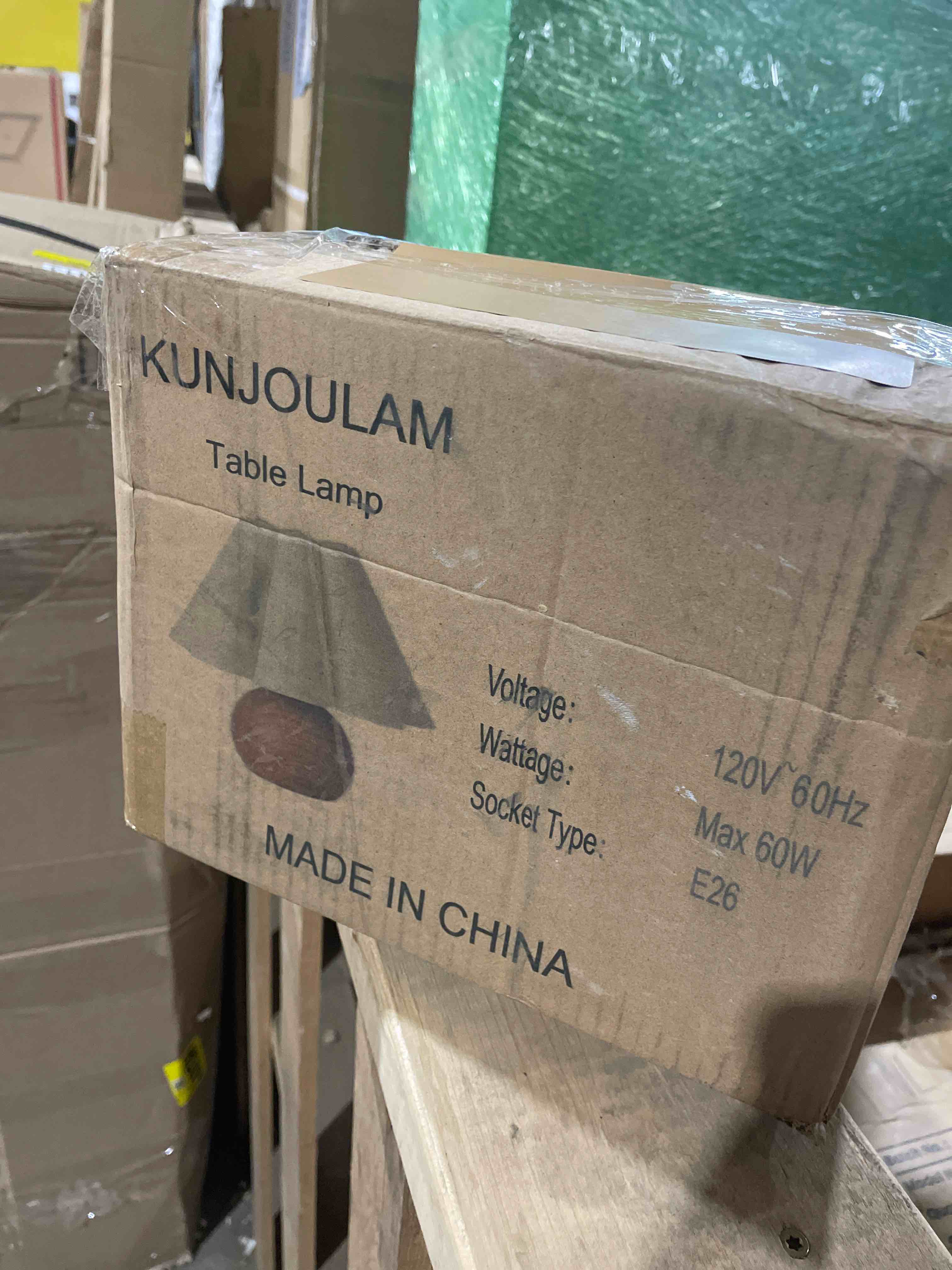 Condition photo showing New/Like New for KUNJOULAM Cute Small Table Lamp, Modern Bedside Nightstand Lamp with Beige Lampshade, Metal Base for Bedroom Home Office Decor (Without Buld