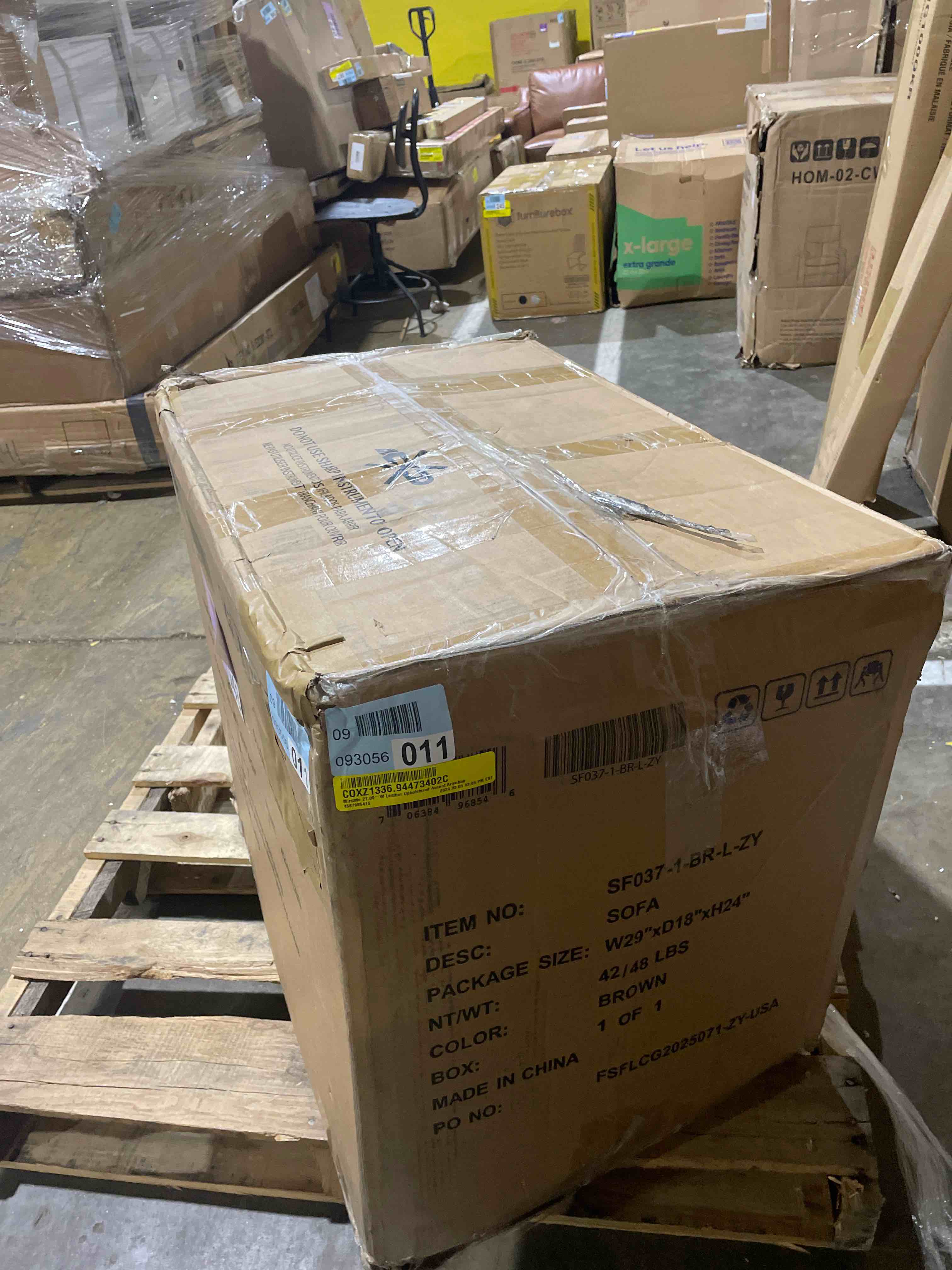 Condition photo showing Good Condition for Mirsade 27.09" W Leather Upholstered Accent Armchair