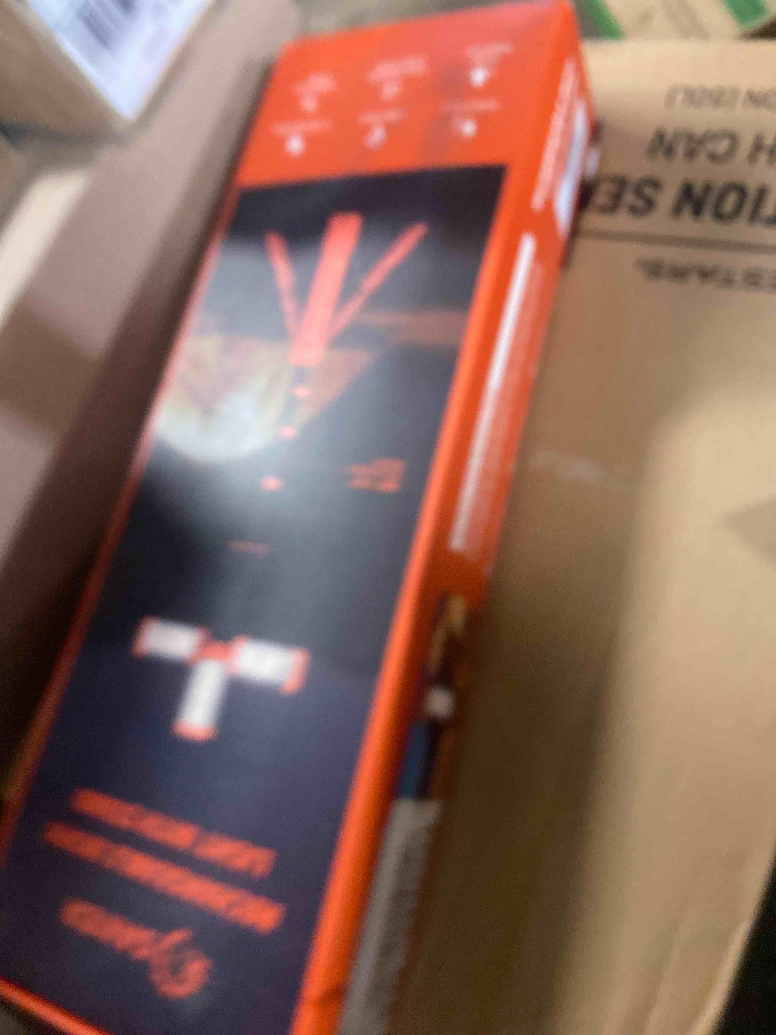 Condition photo showing New/Like New for Saker Portable Camping Light with Stand 73inch 20000mAh Rechargeable LED Work Lights 800/3200 Lumen 4000/6500K Emergency Lights for Camping, Garage, Outdoor Work, Power Outages, Fishing LD18 LD18-20000mAh