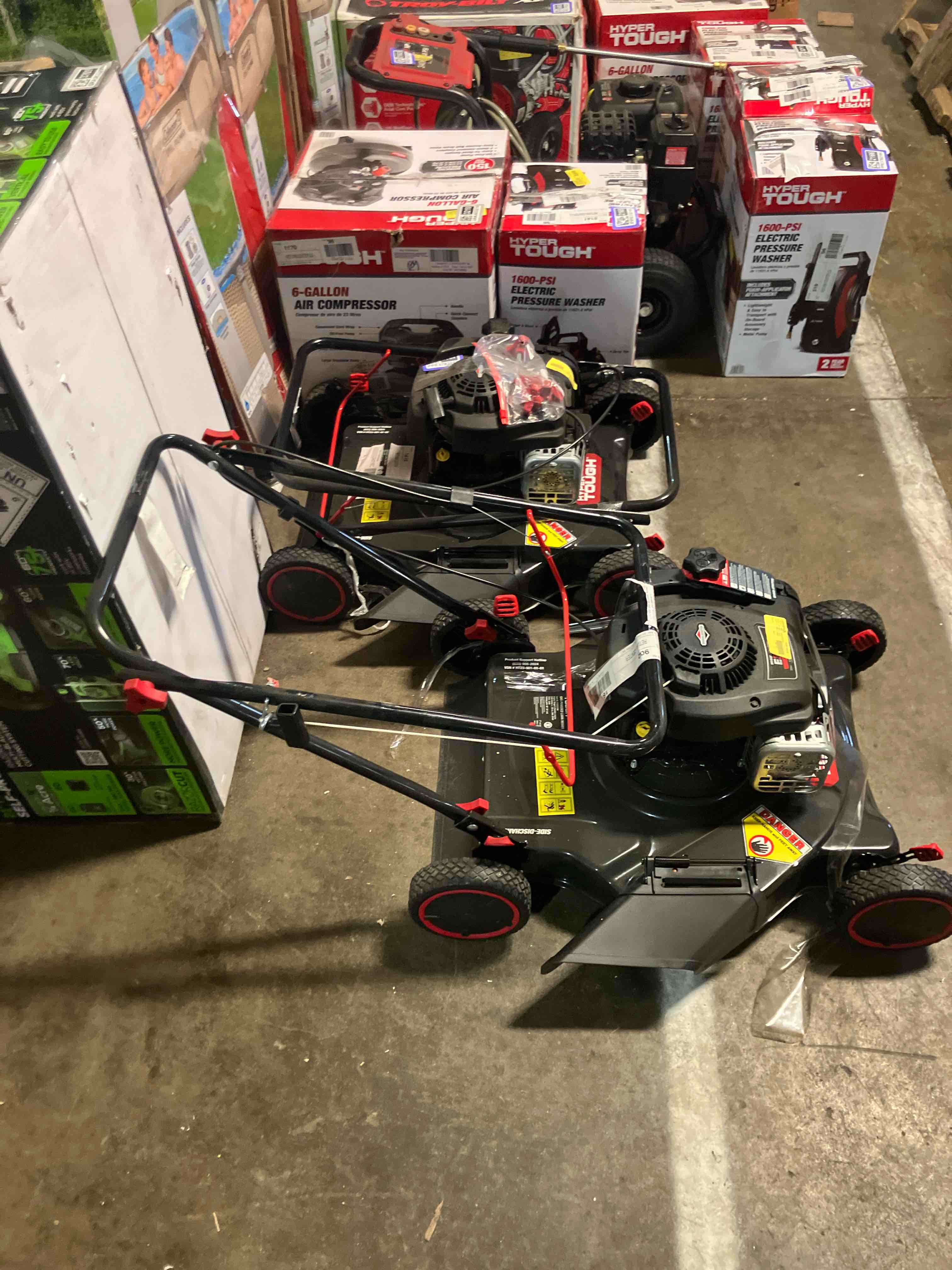 Condition photo showing Good Condition for Hyper Tough 20" 125cc Gas Powered Walk-Behind Push Lawn Mower with Briggs & Stratton Engine, Black (Does not come in a box) 