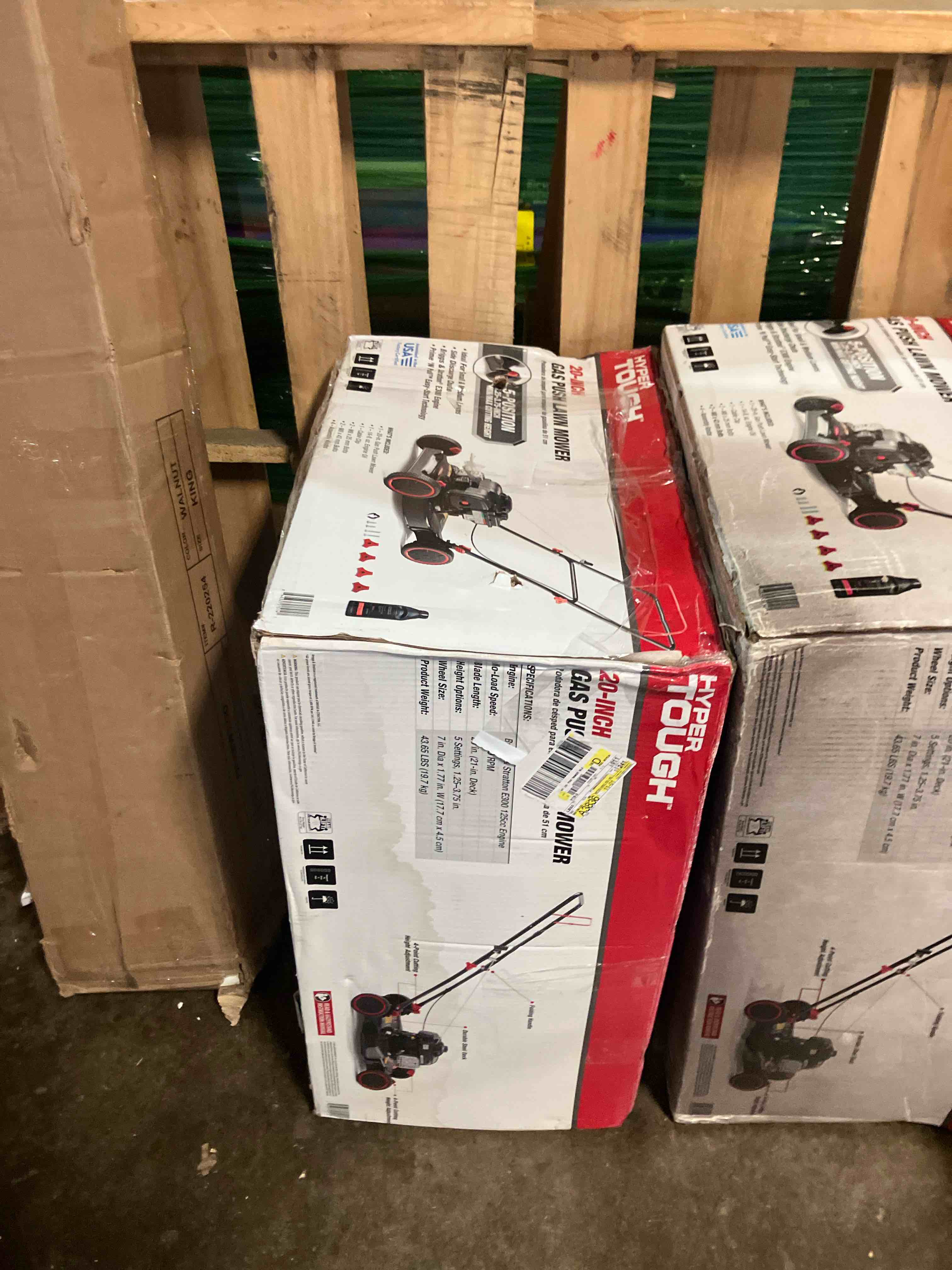 Condition photo showing Good Condition for Hyper Tough 20" 125cc Gas Powered Walk-Behind Push Lawn Mower with Briggs & Stratton Engine, Black (Used)