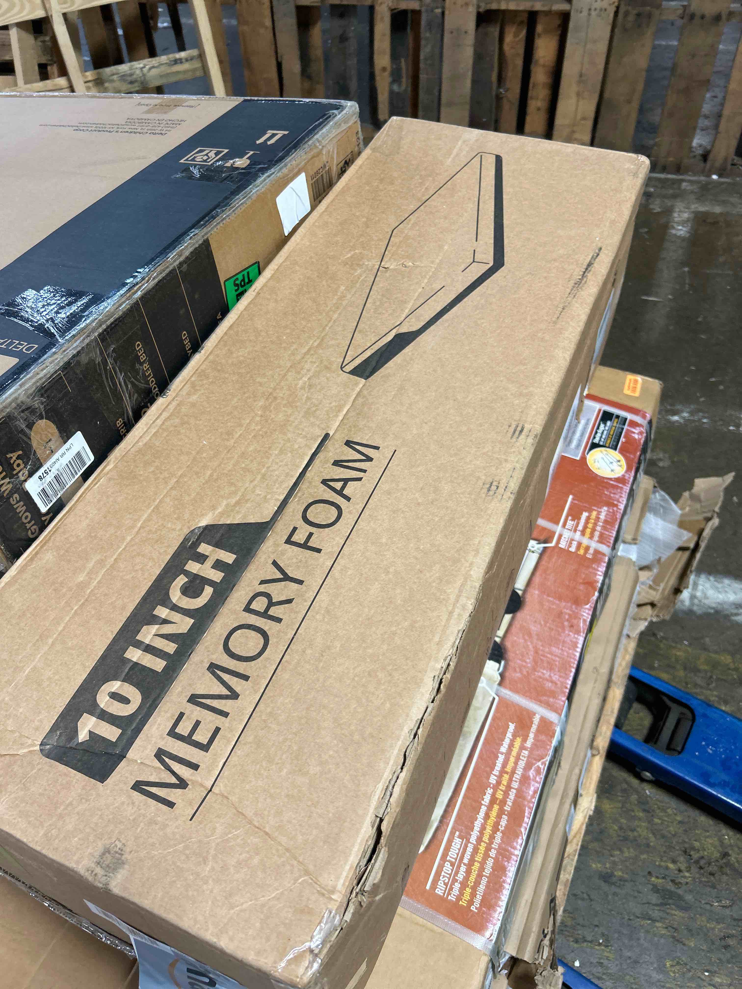 Condition photo showing New/Like New for Amazon Basics Memory Foam Mattress, Soft Plush Feel, 10 inch, Full