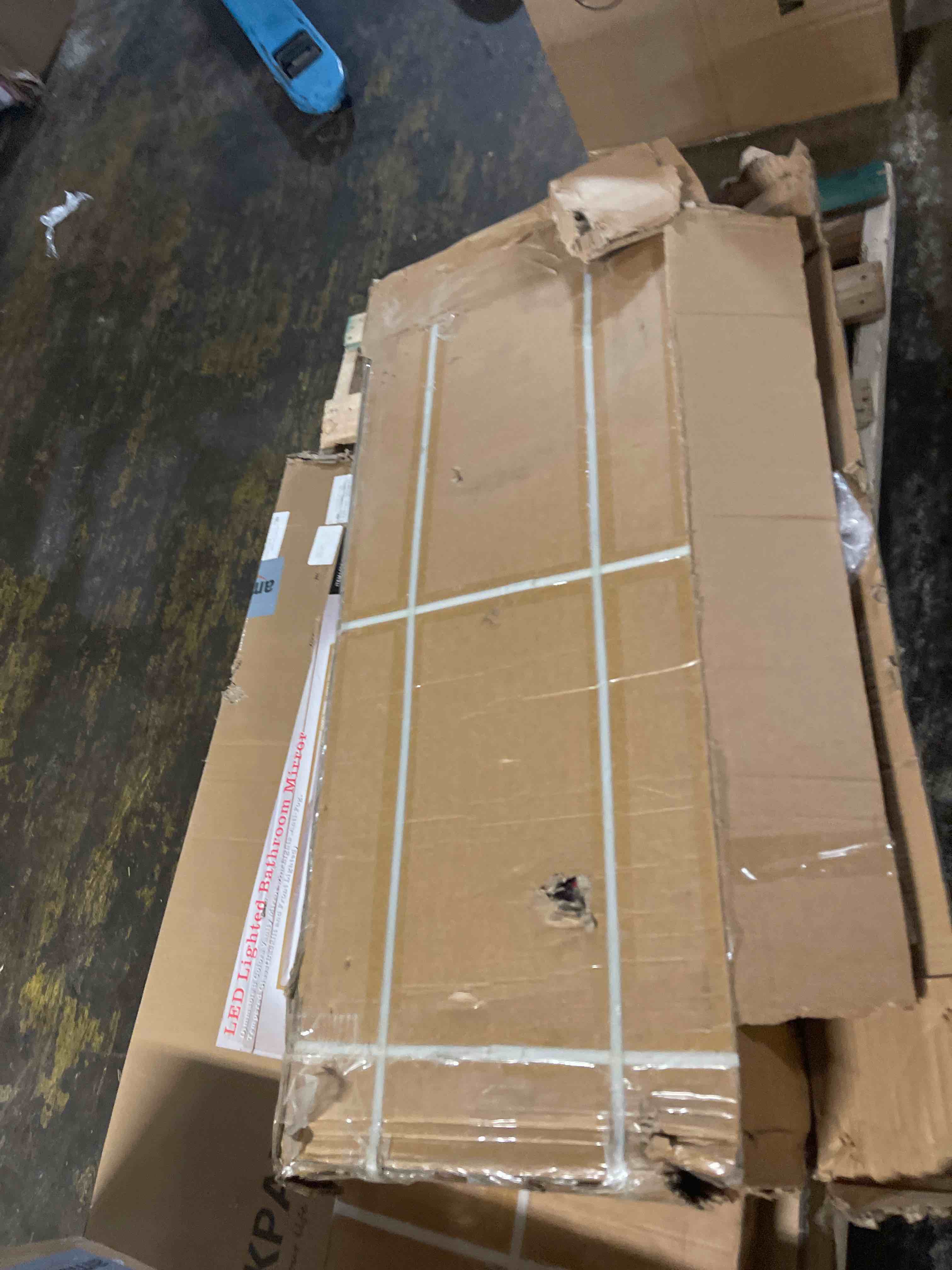 Condition photo showing New/Like New for VEVOR 11ft Drywall Lift, Heavy-Duty 150 lbs Sheetrock Hoist with Adjustable Telescoping Arm, Lockable Wheels, Drywall Lifter Panel Jack Hoist Tools Ideal for Ceiling & Wall Installation (Red) Red 11FT-Upgraded