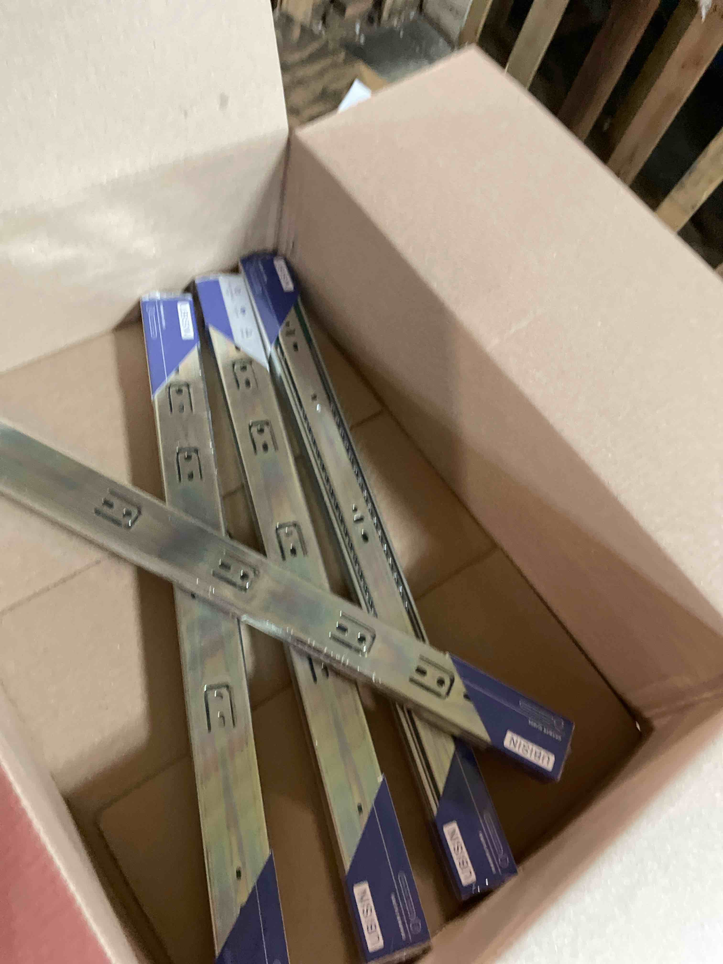 Condition photo showing New/Like New for LONTAN 10 Pairs Soft Close Drawer Slides 20in SL4502S3-20 Ball Bearing Full Extension Dresser Drawer Glides Side Mount Heavy Duty Cabinet Rails 100lb Capacity 20 Inch Soft Close-10 Pair