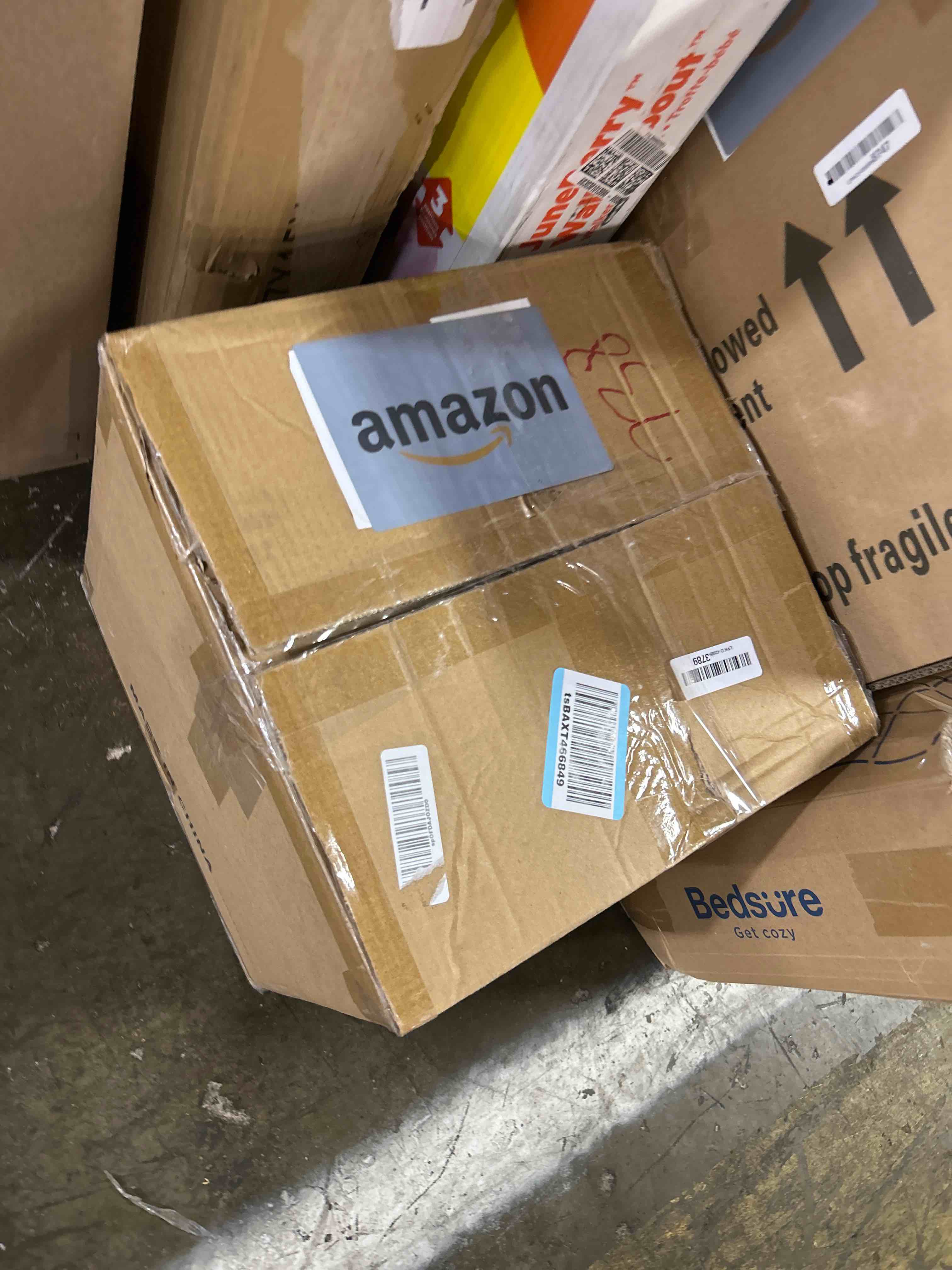 Condition photo showing New/Like New for VEVOR Inflatable Movie Screen 24FT Inflatable Projector Screen for outside with 360W Air Blower Inflatable Screen Oxford Fabric Material Blow Up Screen for Outdoor Movie Supports Front/Rear Projection