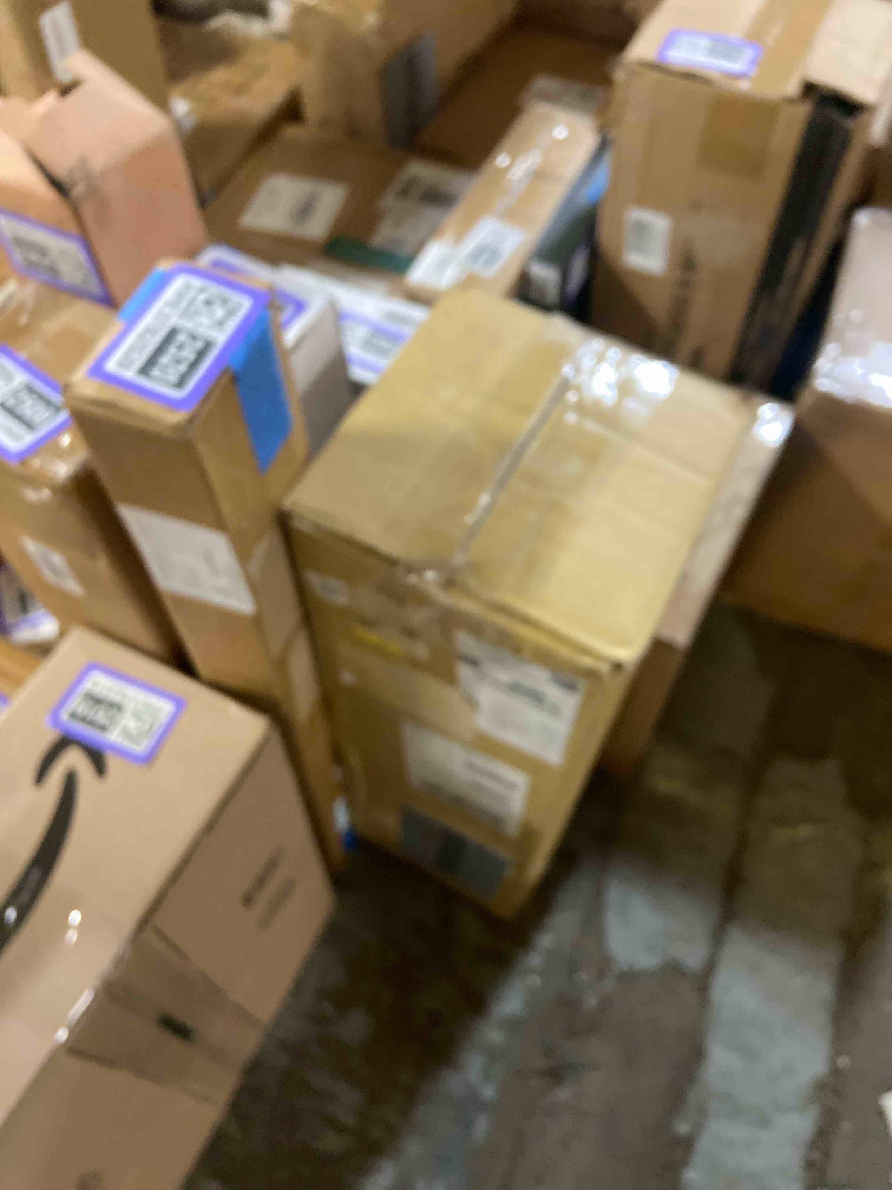 Condition photo showing New/Like New for iSpring HB28B Whole House Water Filter Housing, 20" x 4.5" Universal Housing for Whole Home Water Filtration w/ 1" NPT Ports Pre-Filtration System 20'' Water Filter Housing