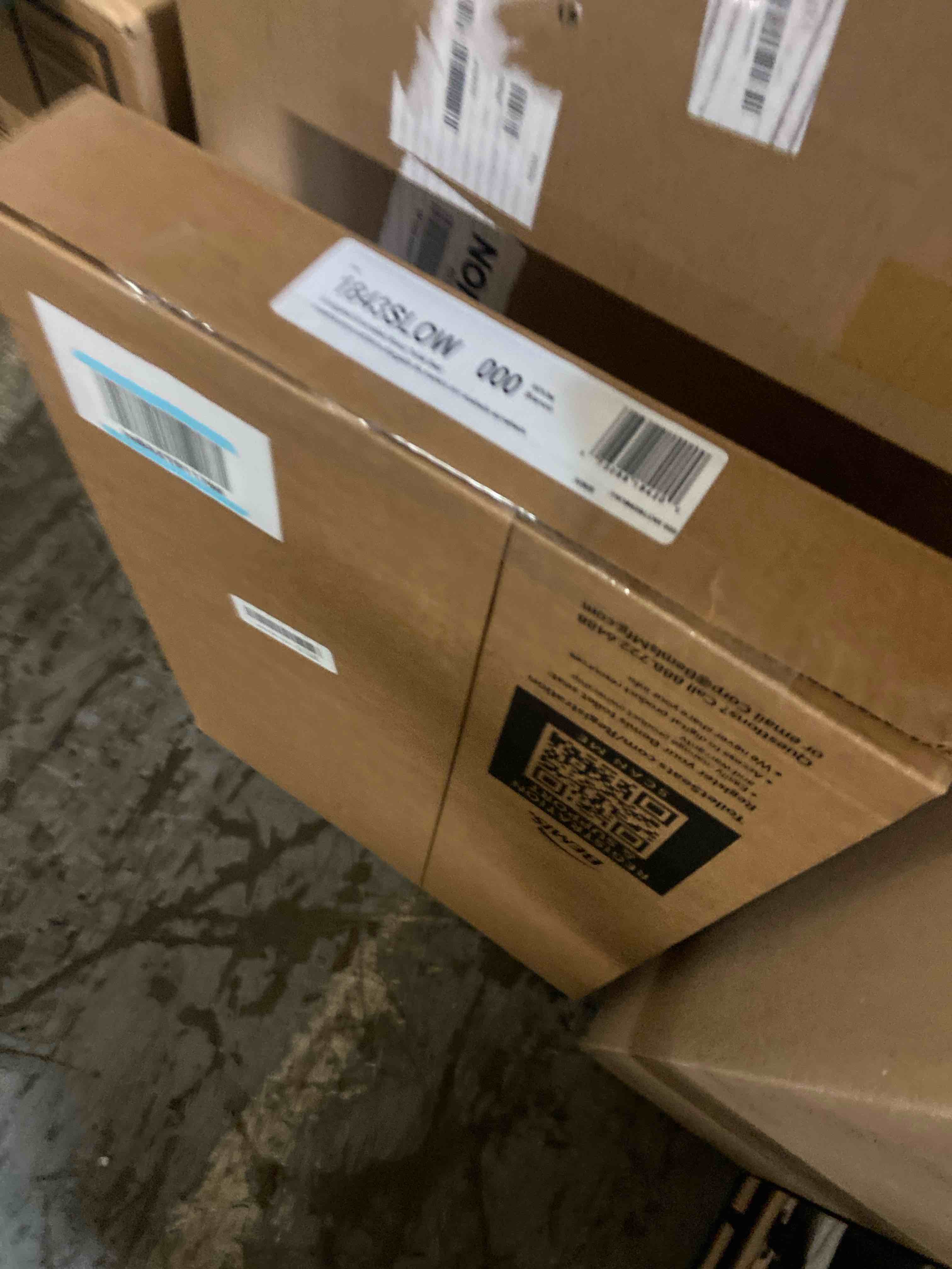 Condition photo showing New/Like New for Mayfair Linden Slow Close Toilet Seat, Non Slip Heavy Duty Wood, Easy Install, Elongated, White