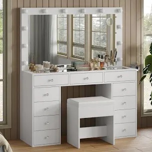 pisklo vanity desk & power (incomplete only mirror)