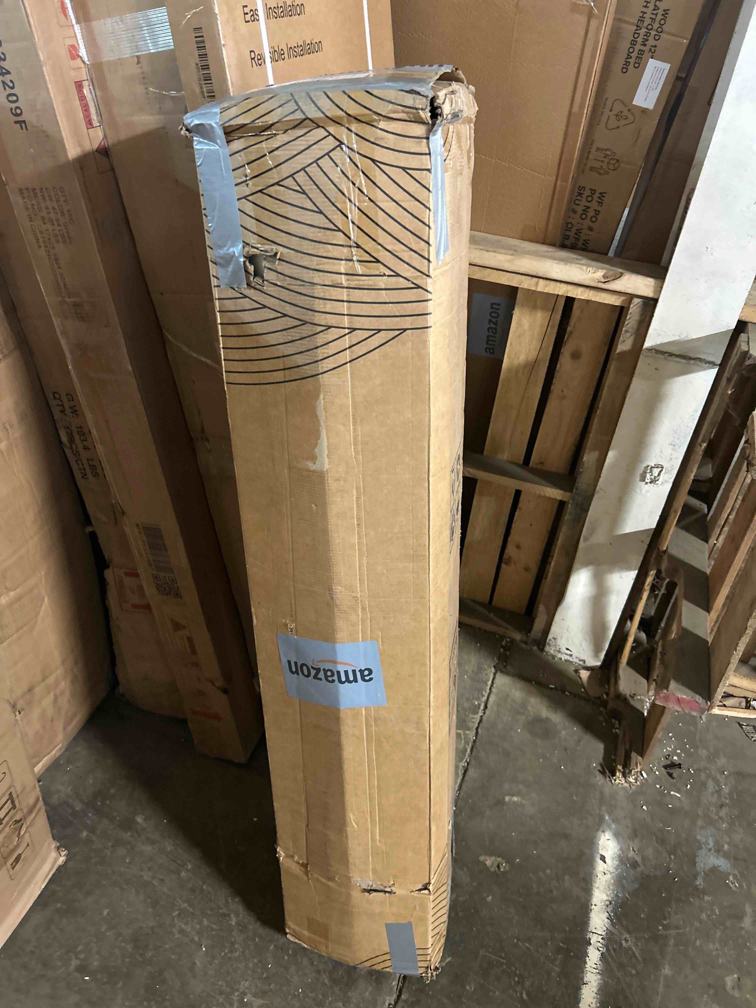 Condition photo showing New/Like New for king size mattress, 10 inch hybrid mattress in a box, upgraded memory foam & independent pocket spring - zoned support, soft and comfortable, pressure relief, certipur-us certified