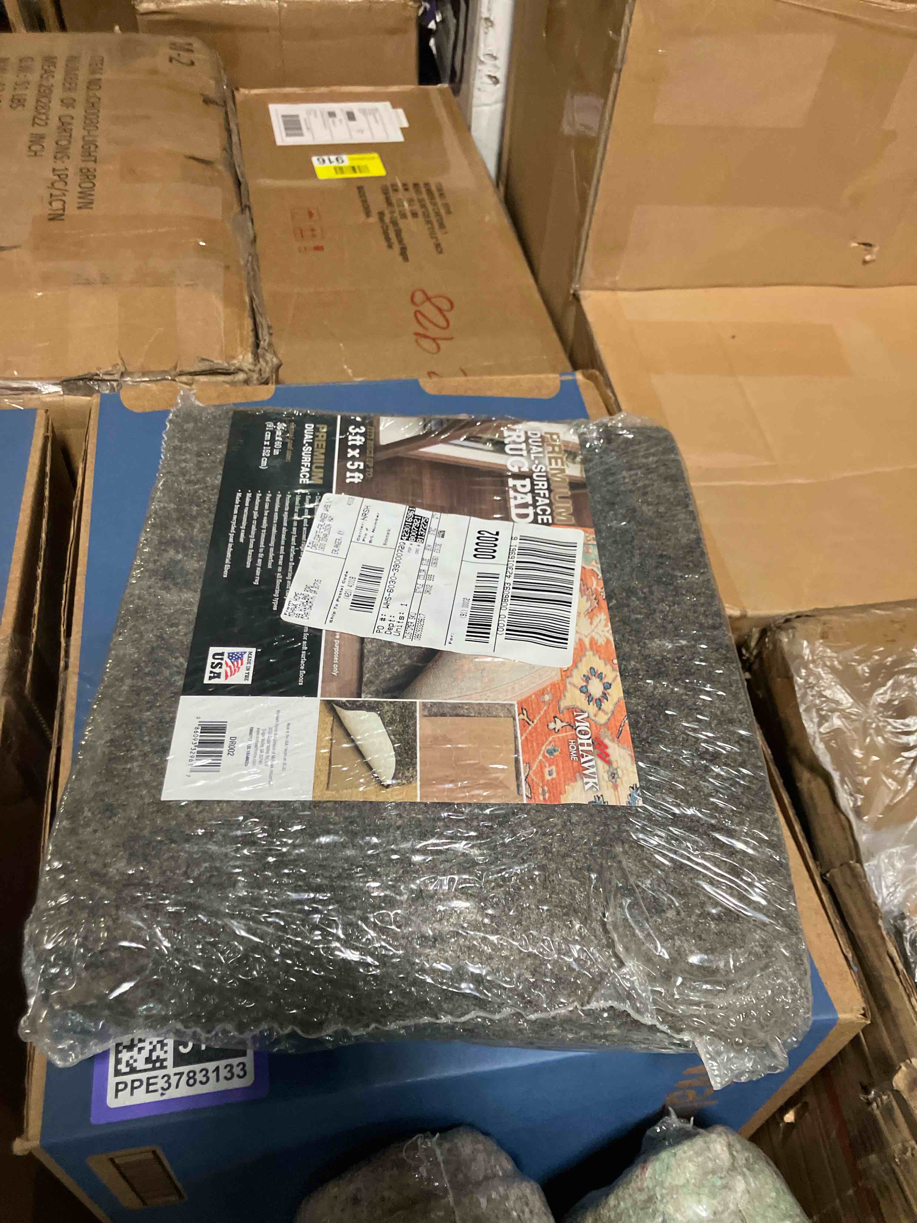 Condition photo showing New/Like New for mohawk home 3' x 5' non slip rug pad gripper 1/4 thick dual surface felt + rubber gripper - safe for all floors 1/4 inch dual surface rug pad 3' x 5' (rectangular)