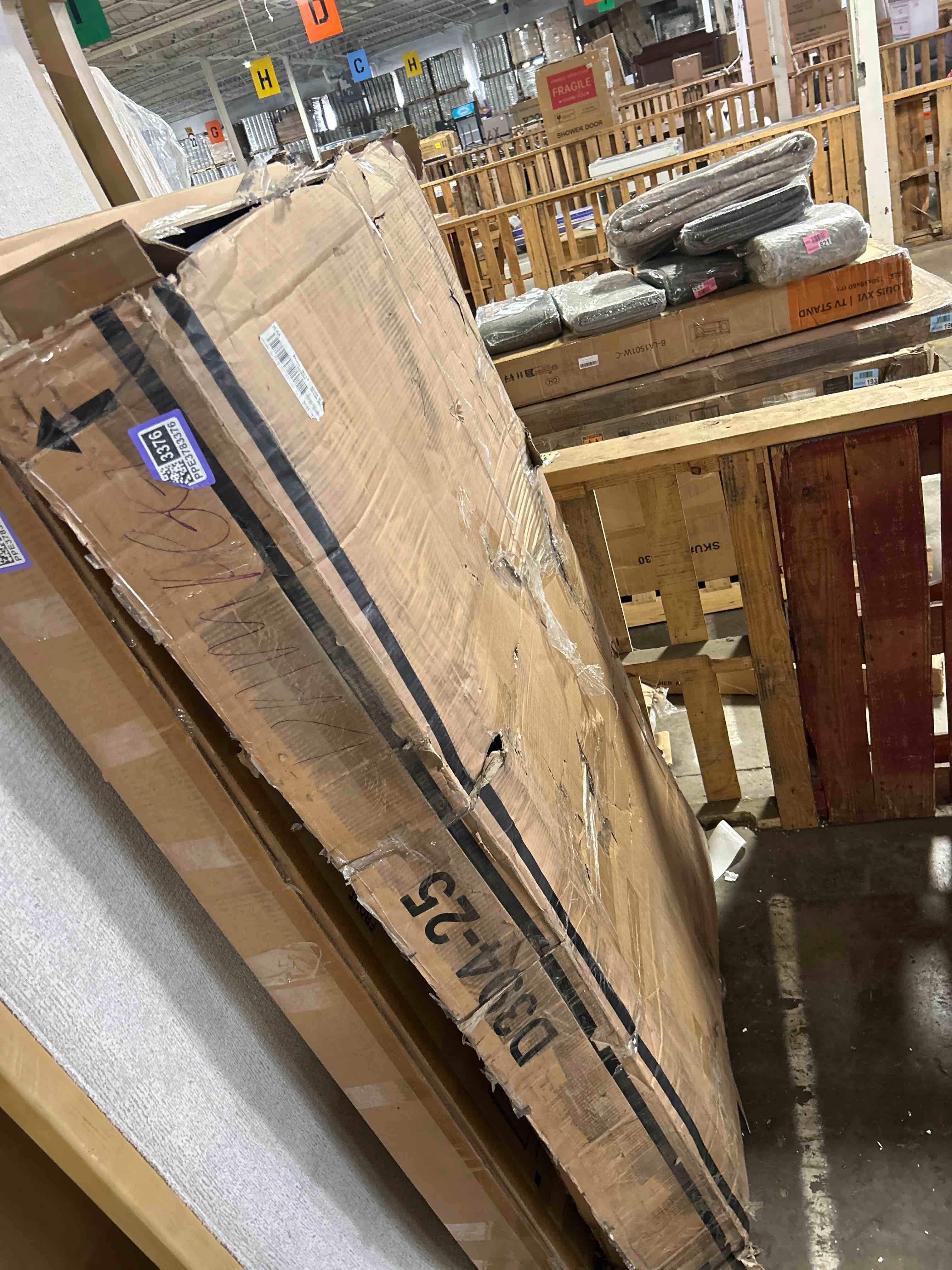 Condition photo showing As Is for skempton dining table and 4 chairs and bench(table top only )