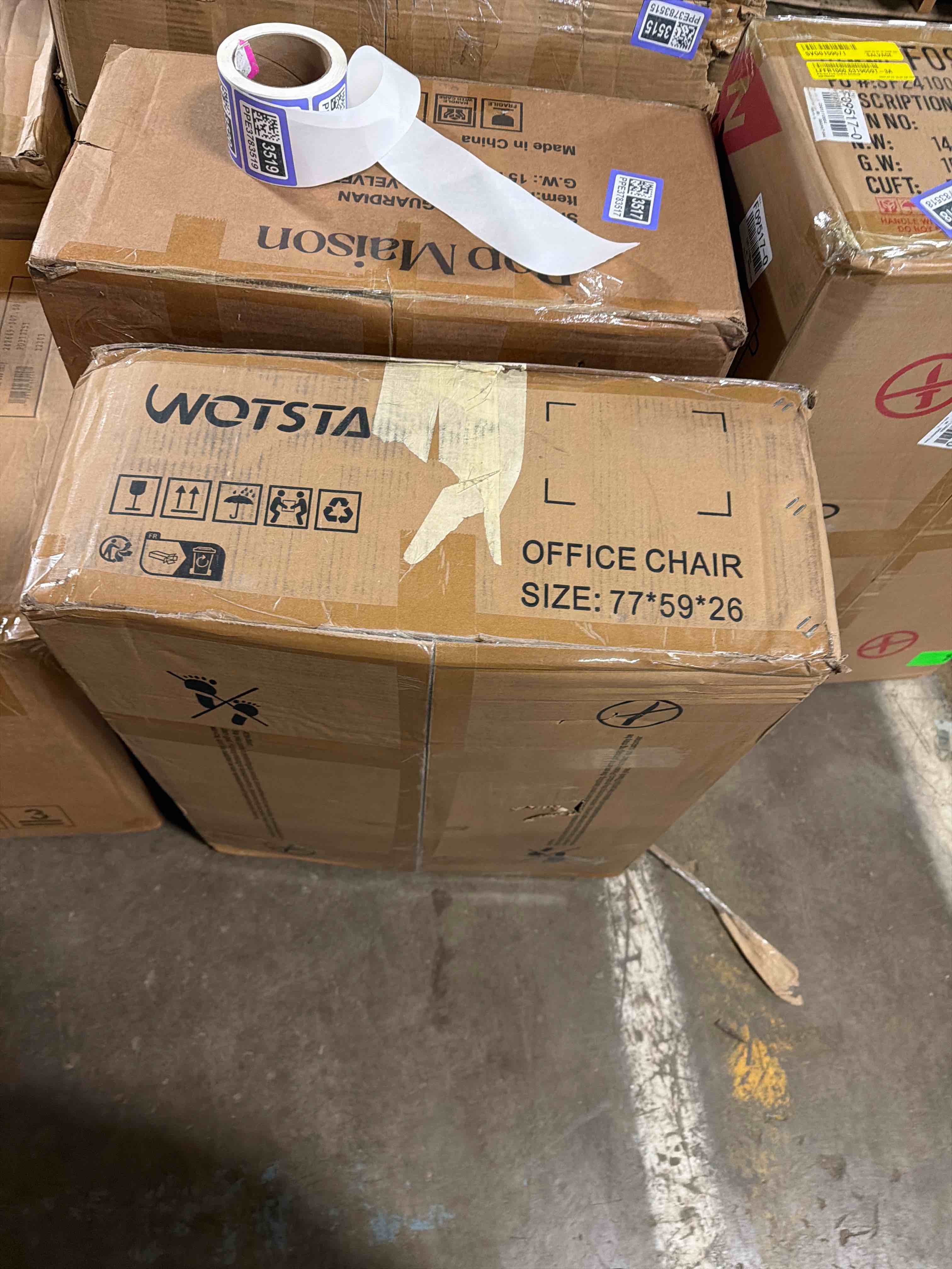 Condition photo showing New/Like New for gaming chair with footrest, ergonomic gaming chair, computer chair with lumbar support, headrest, height adjustable pc chairs with 360° swivel seat for office or gaming blackwhite