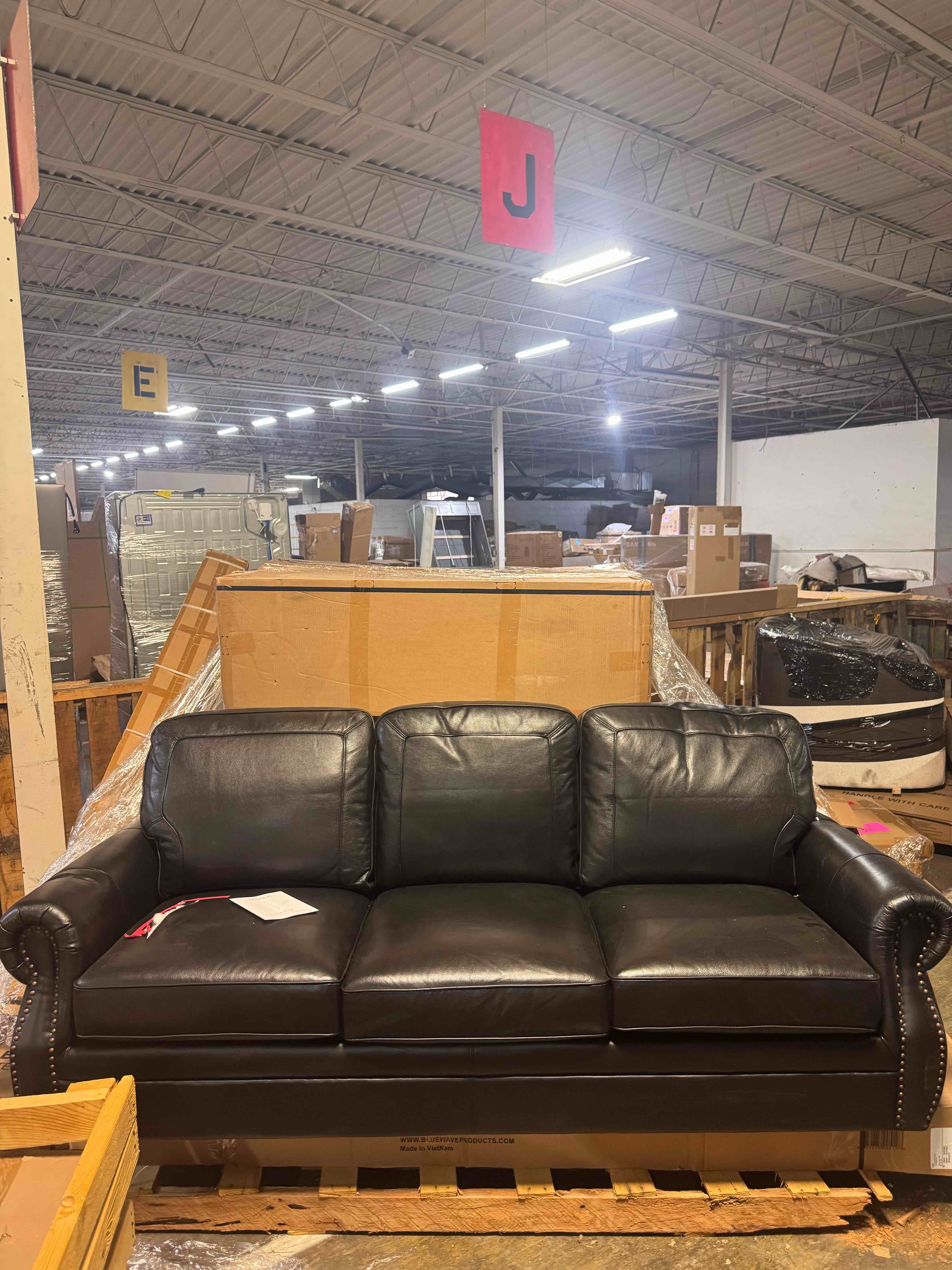 https://s3.amazonaws.com/lotting-images-prod/phillipi/PPE3783642_1780517184293.jpeg