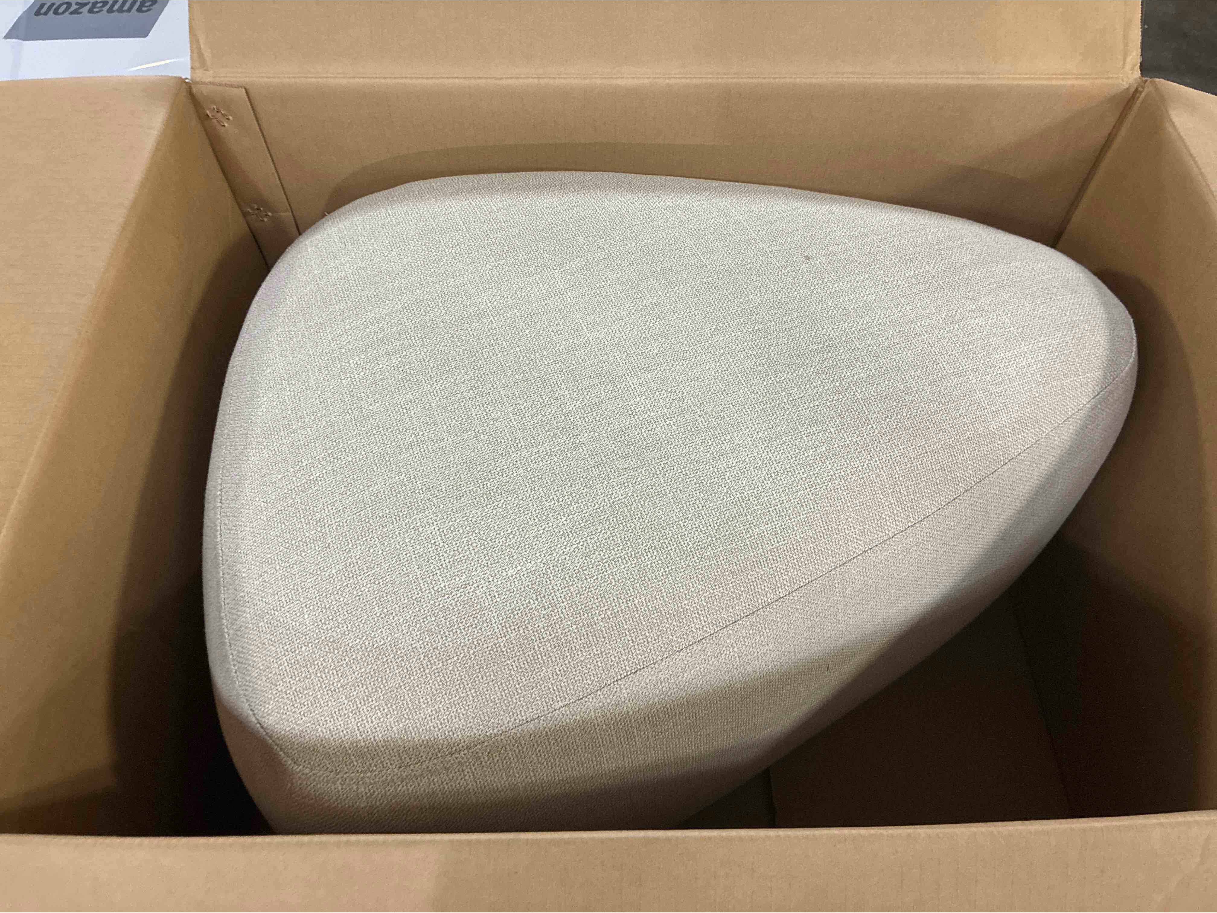 https://s3.amazonaws.com/lotting-images-prod/phillipi/PPE3783770_1781209997834.jpeg