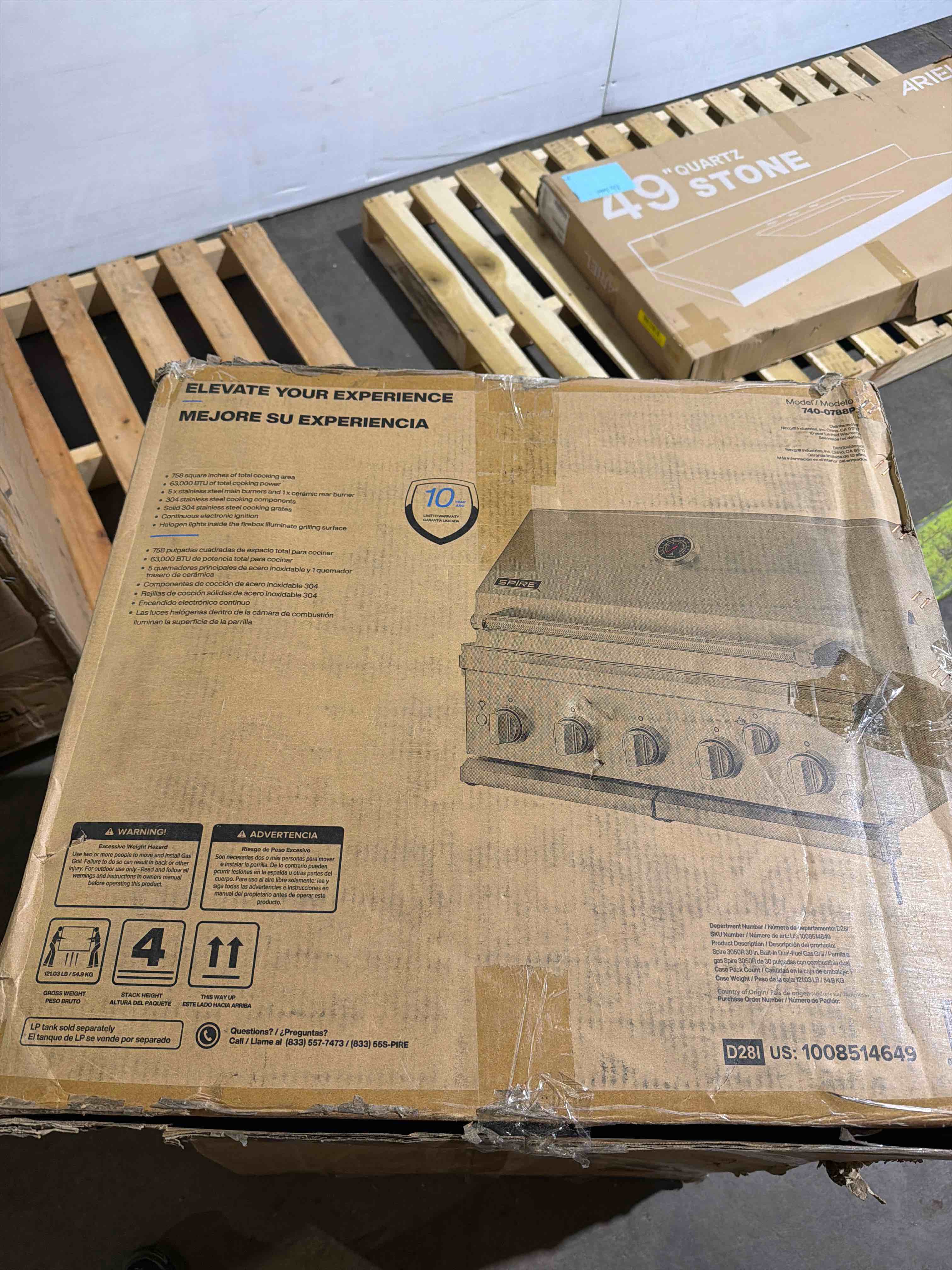 Condition photo showing New/Like New for spire premium 5 burner built in gas grill island head, stainless steel 30 inch propane grill with rear burner, 63,000 btus, 750 sq in racks, dual fuel compatibility - 740-0788p