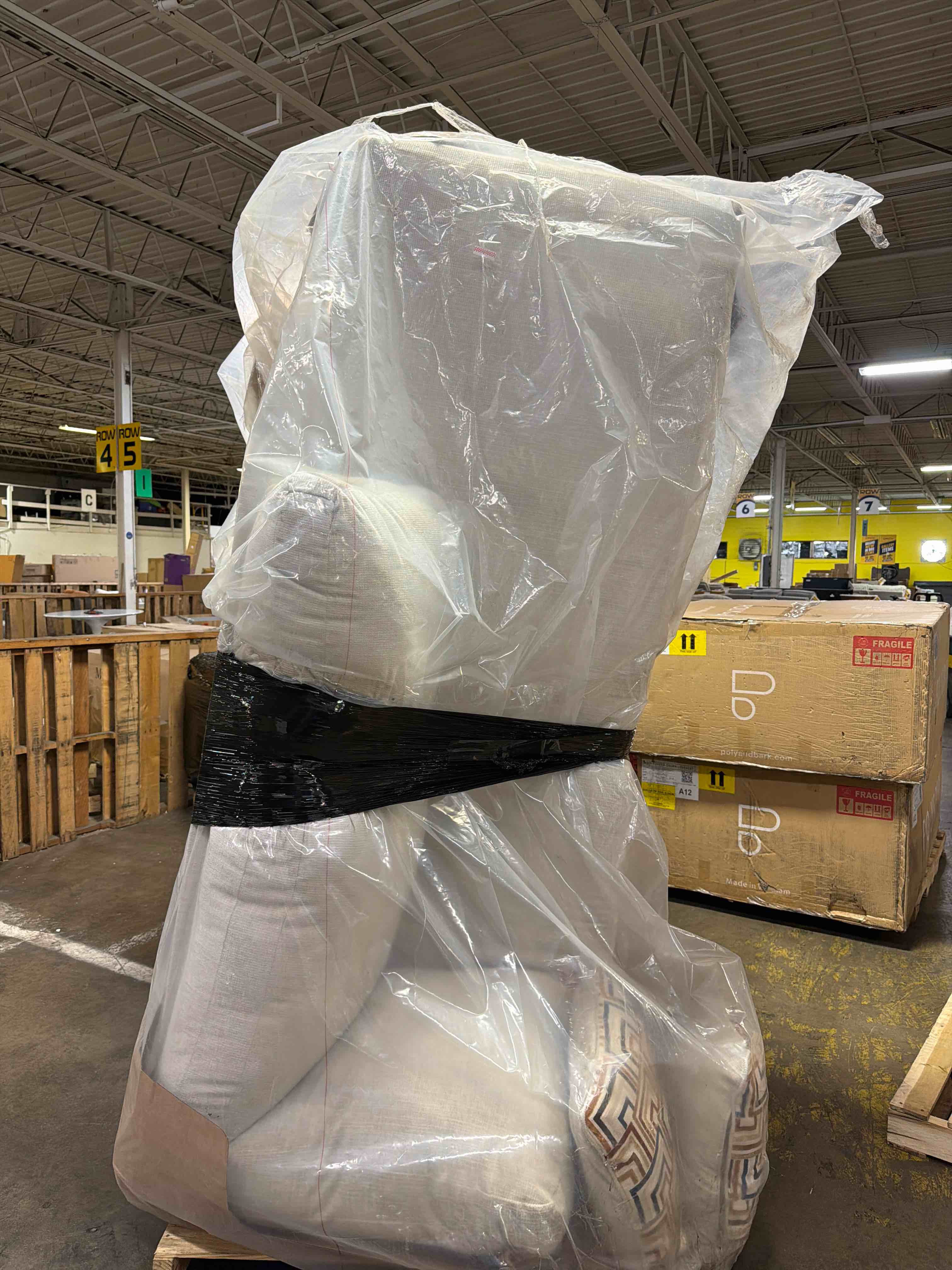 https://s3.amazonaws.com/lotting-images-prod/phillipi/PPE5032395_1783368533826.jpeg