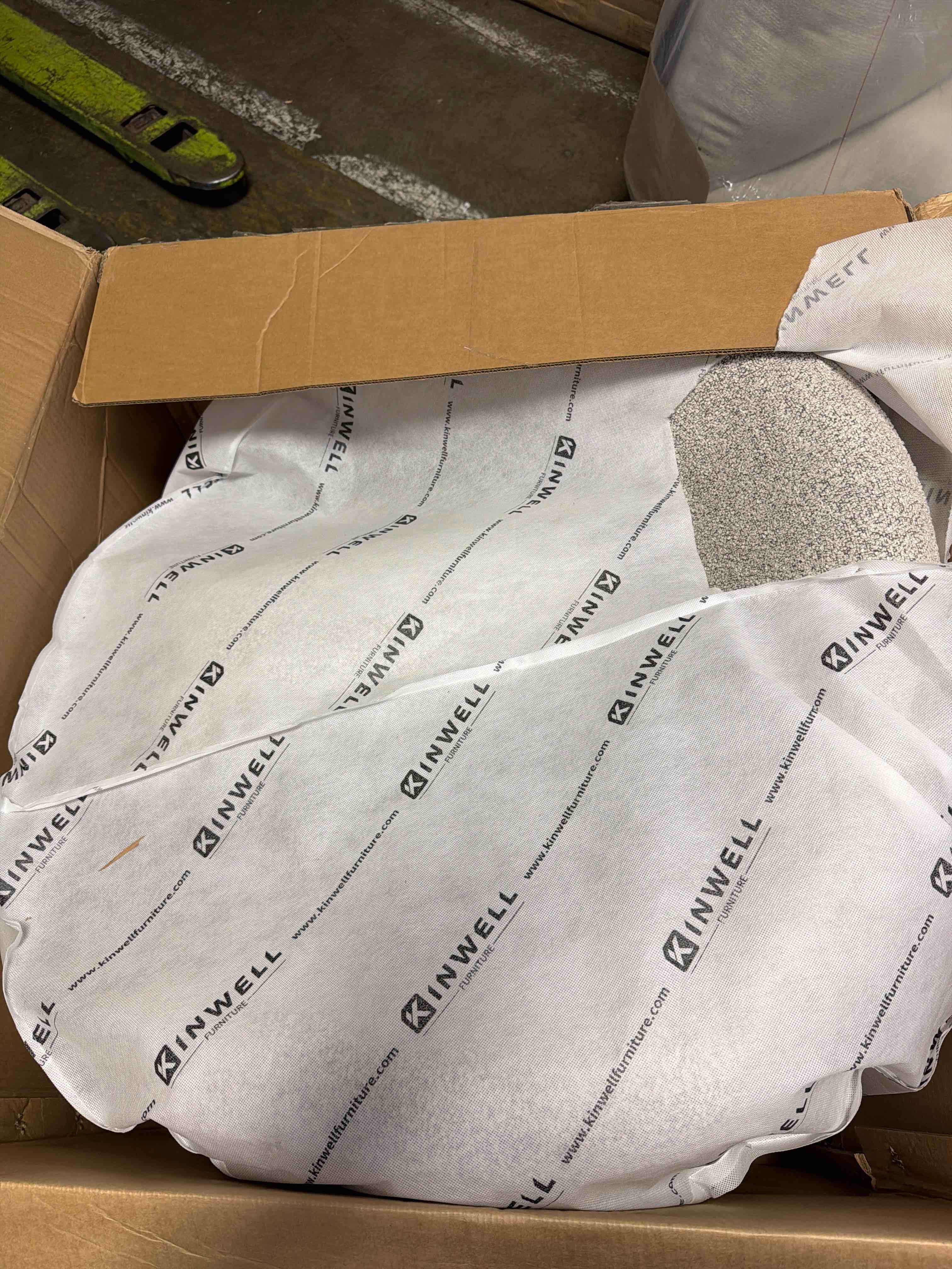 https://s3.amazonaws.com/lotting-images-prod/phillipi/PPE5032406_1783437922737.jpeg