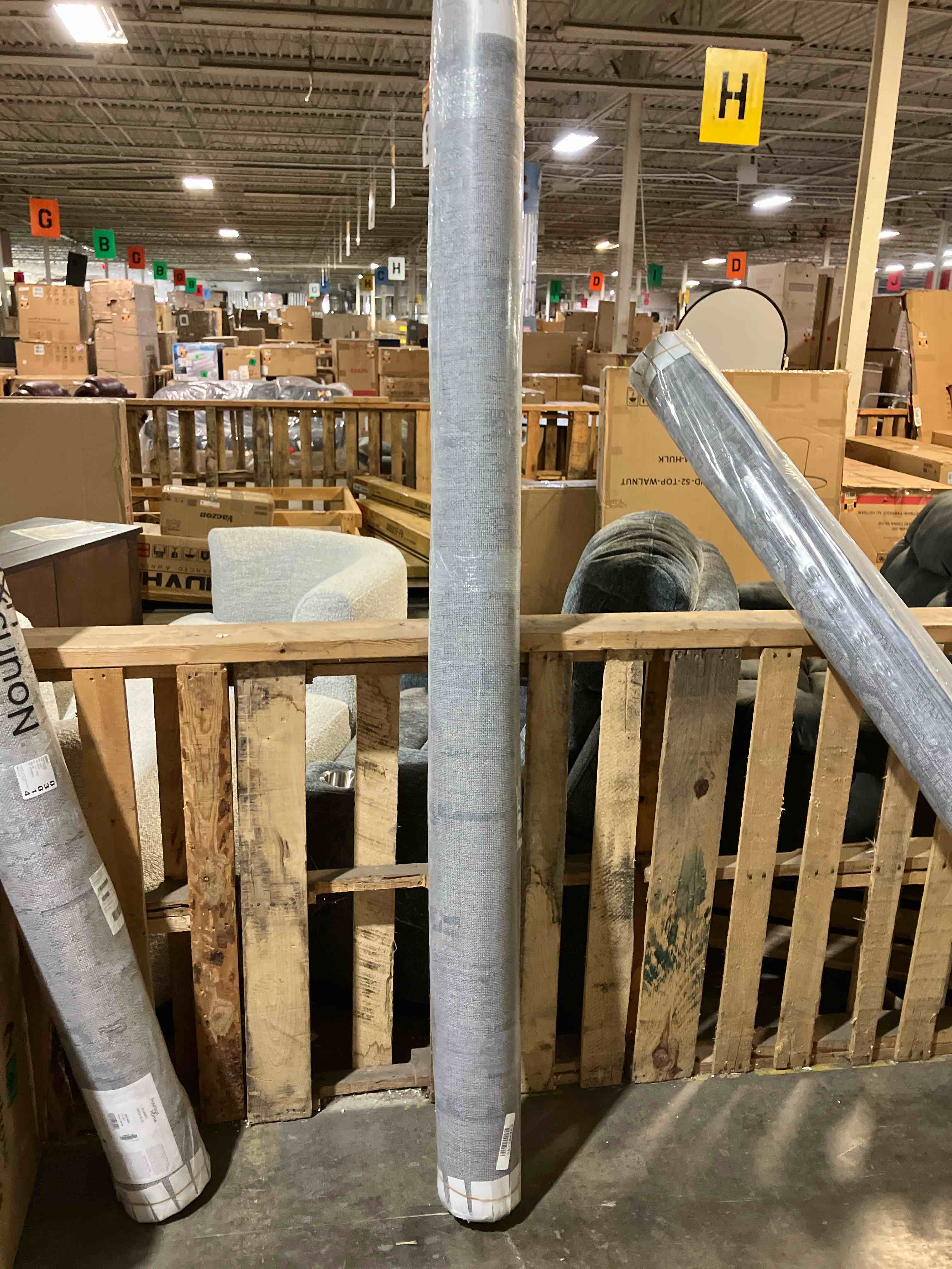 Condition photo showing New/Like New for quarry beige/grey 8 ft. x 10 ft. abstract contemporary area rug