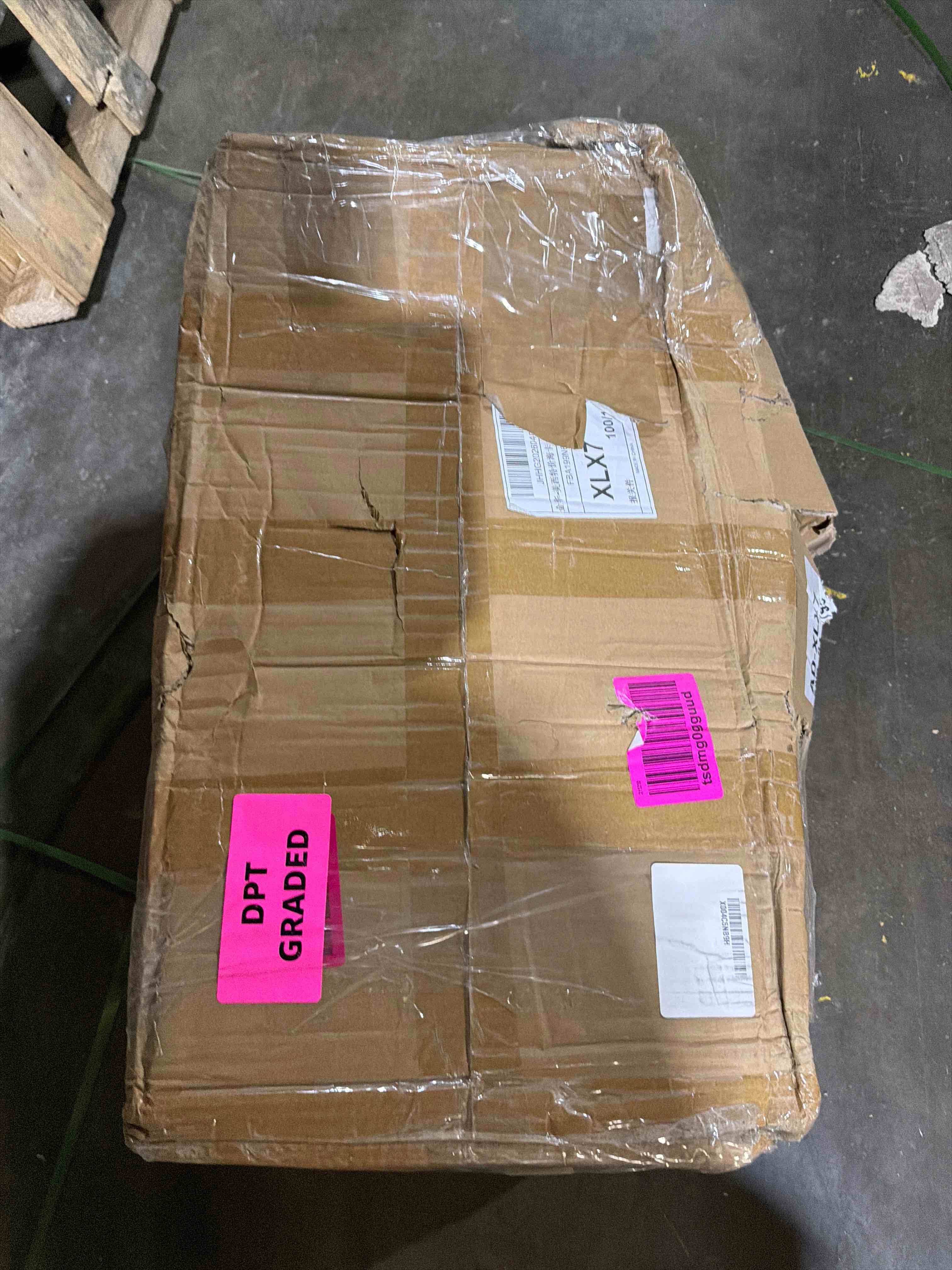 Condition photo showing New/Like New for 4inch front right and left lift spindle knuckle set replacement for f150 2wd 2009-2020 replacement for navigator 2009-2015