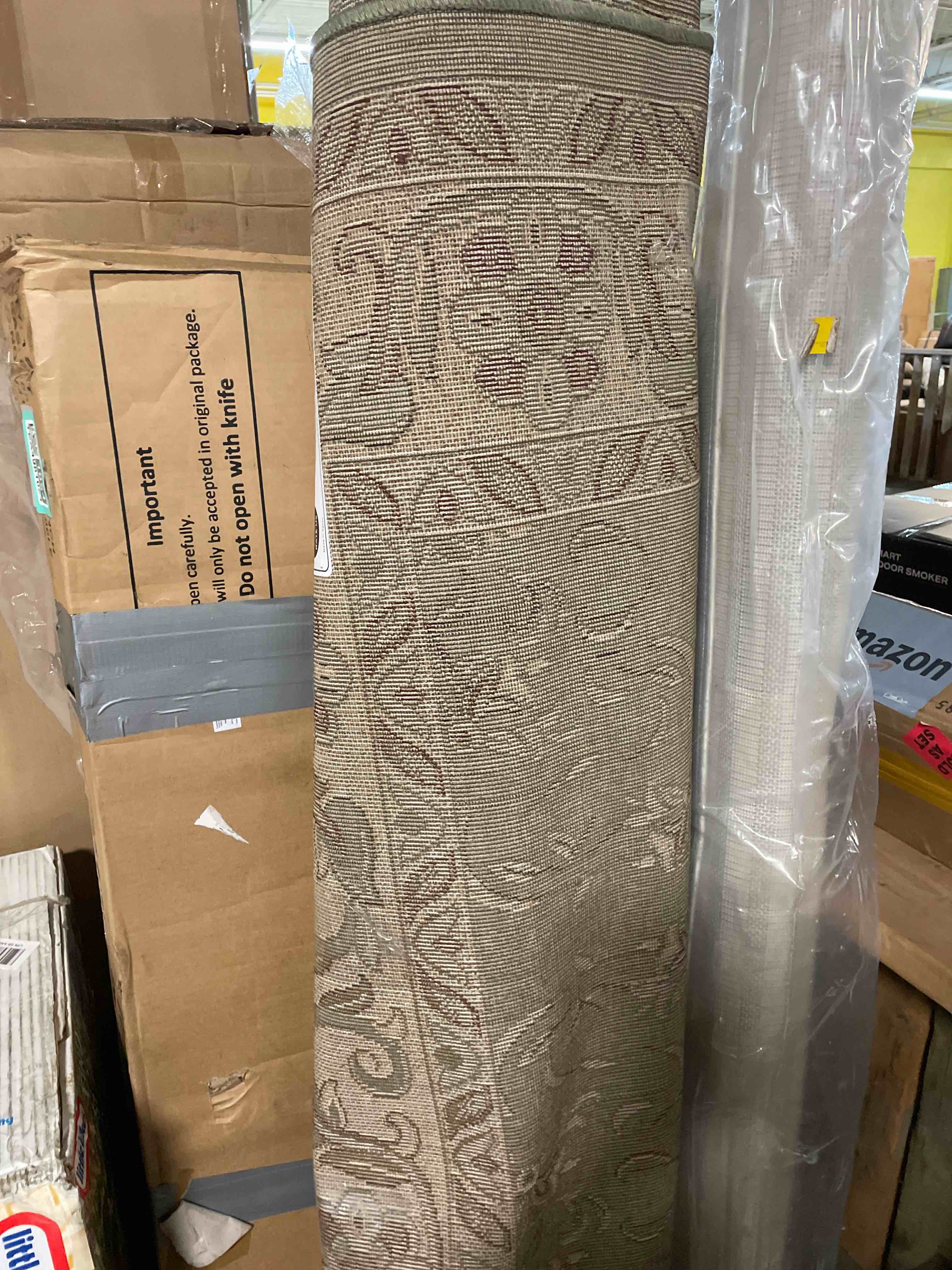 Condition photo showing Good Condition for superior indoor area rug, jute backed rugs for bedroom, living/dining room, office, entryway, hallway, kitchen, traditional floral scroll floor decor, heritage collection, green, 8' x 10'